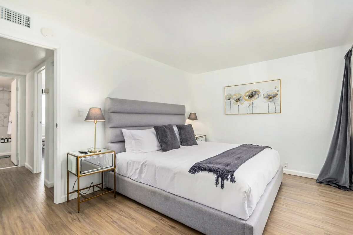 Condo in Scottsdale property photo 3