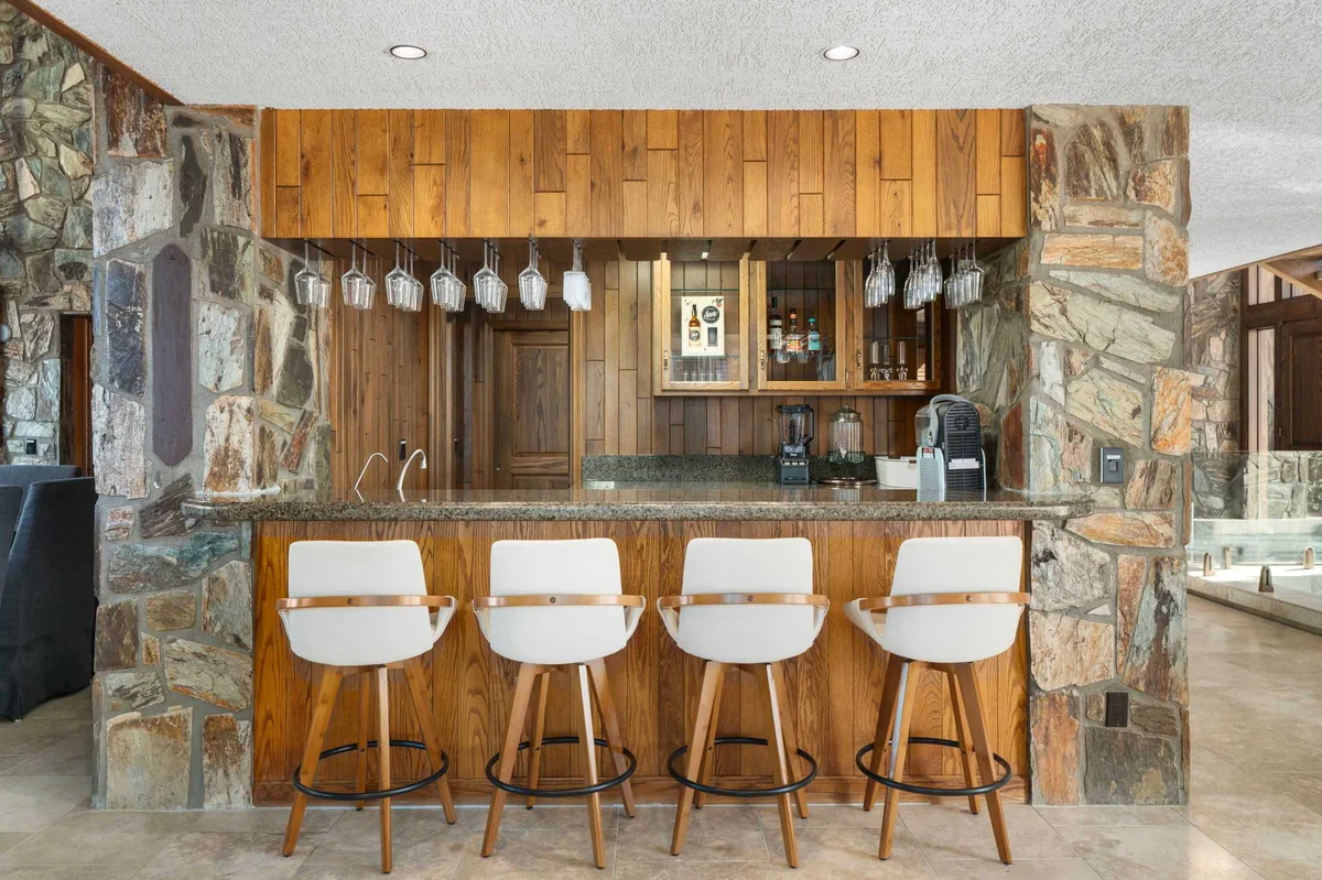 Wander Phoenix Waterfall #40