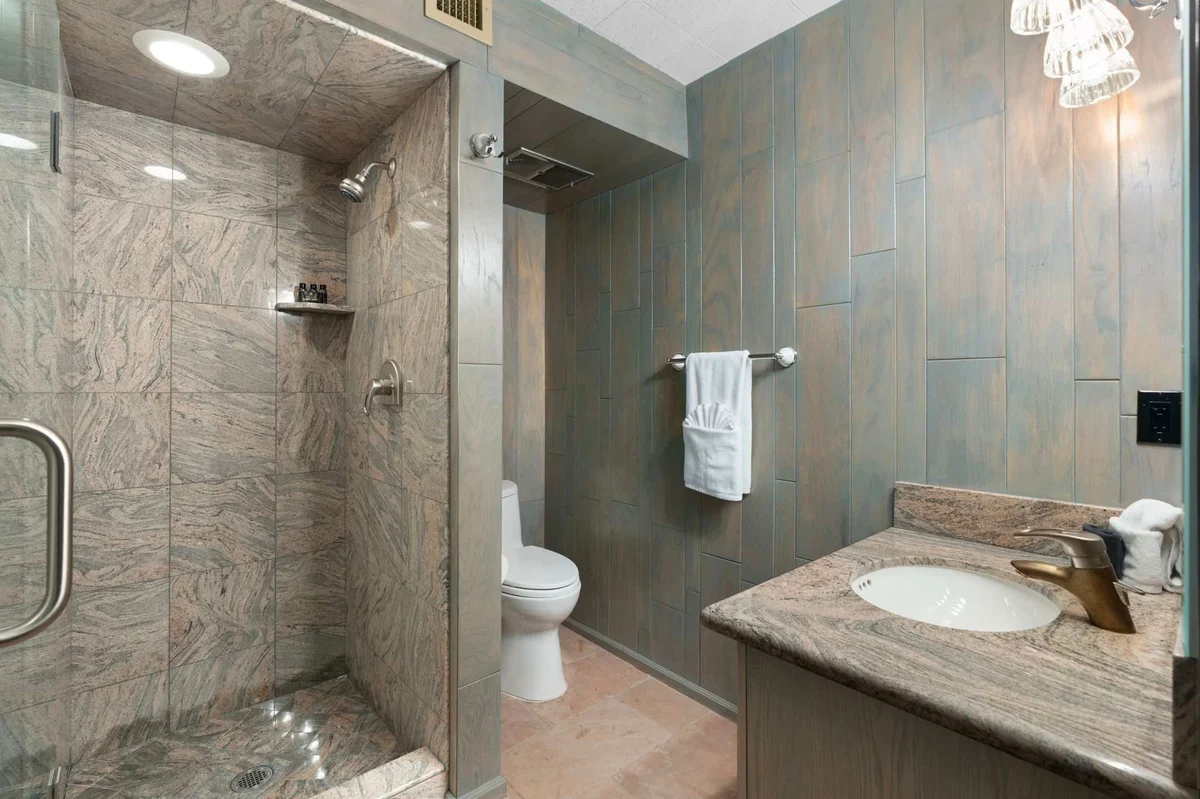 Wander Phoenix Waterfall #41