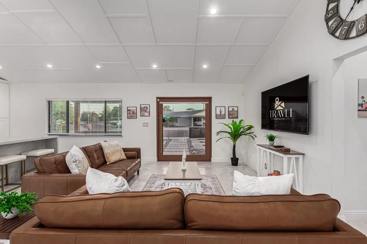 Home in Scottsdale property photo 2