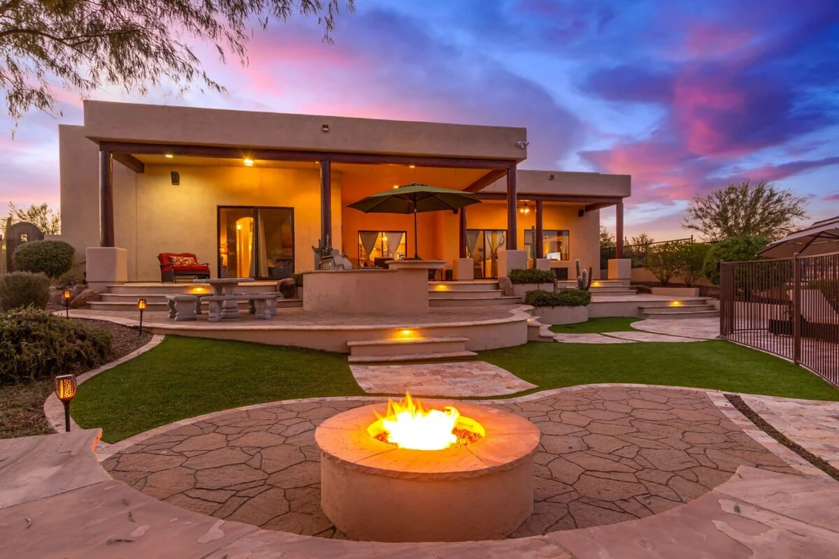 Home in Scottsdale property photo 2