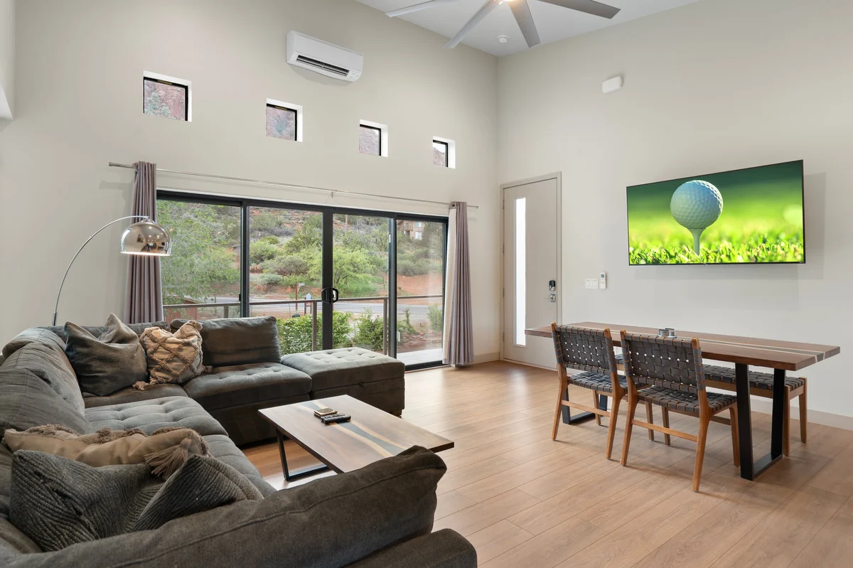 Wander Sedona Redrock Vista