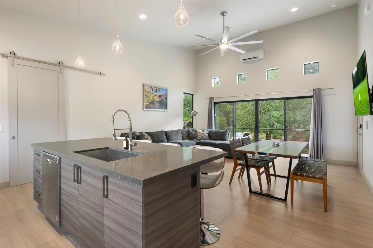 Wander Sedona Redrock Vista #20