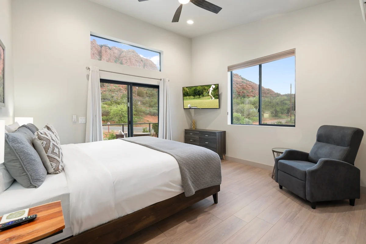 Wander Sedona Redrock Vista #26