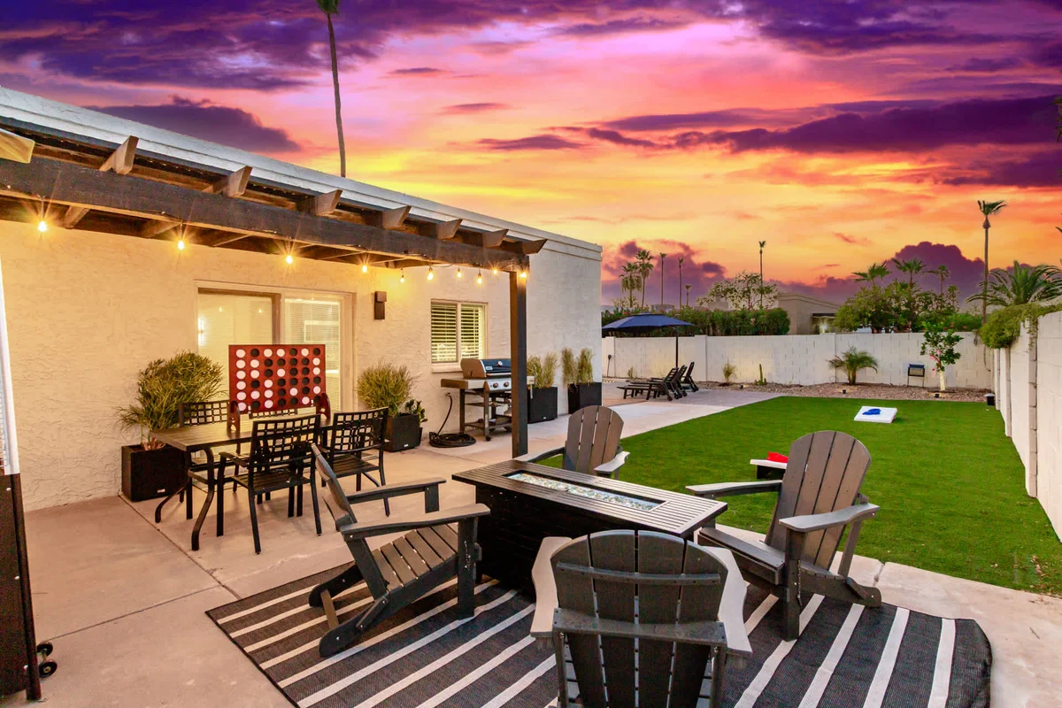 Home in Scottsdale property photo 3