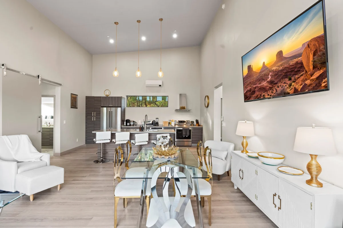 Wander Sedona Glow #24