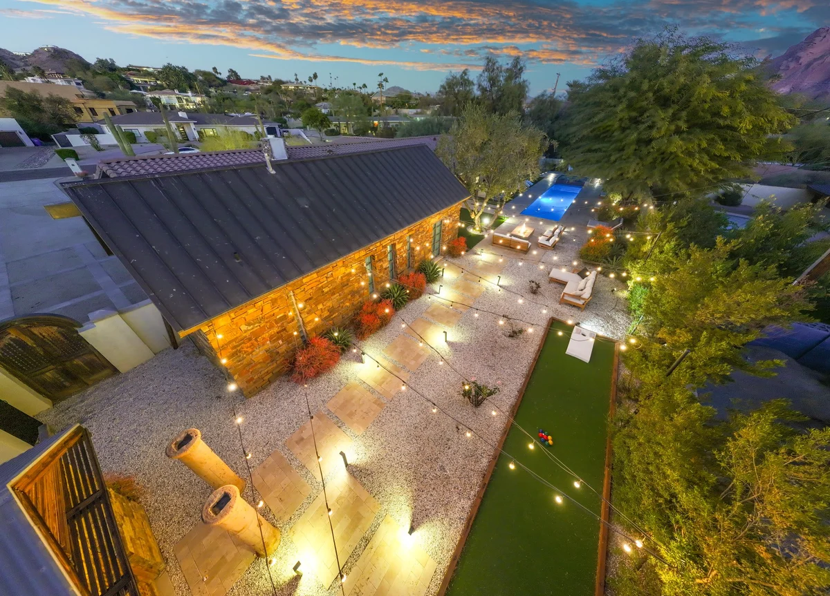 Wander Phoenix Oasis #28