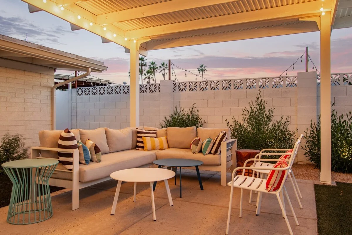 Home in Phoenix property photo 4