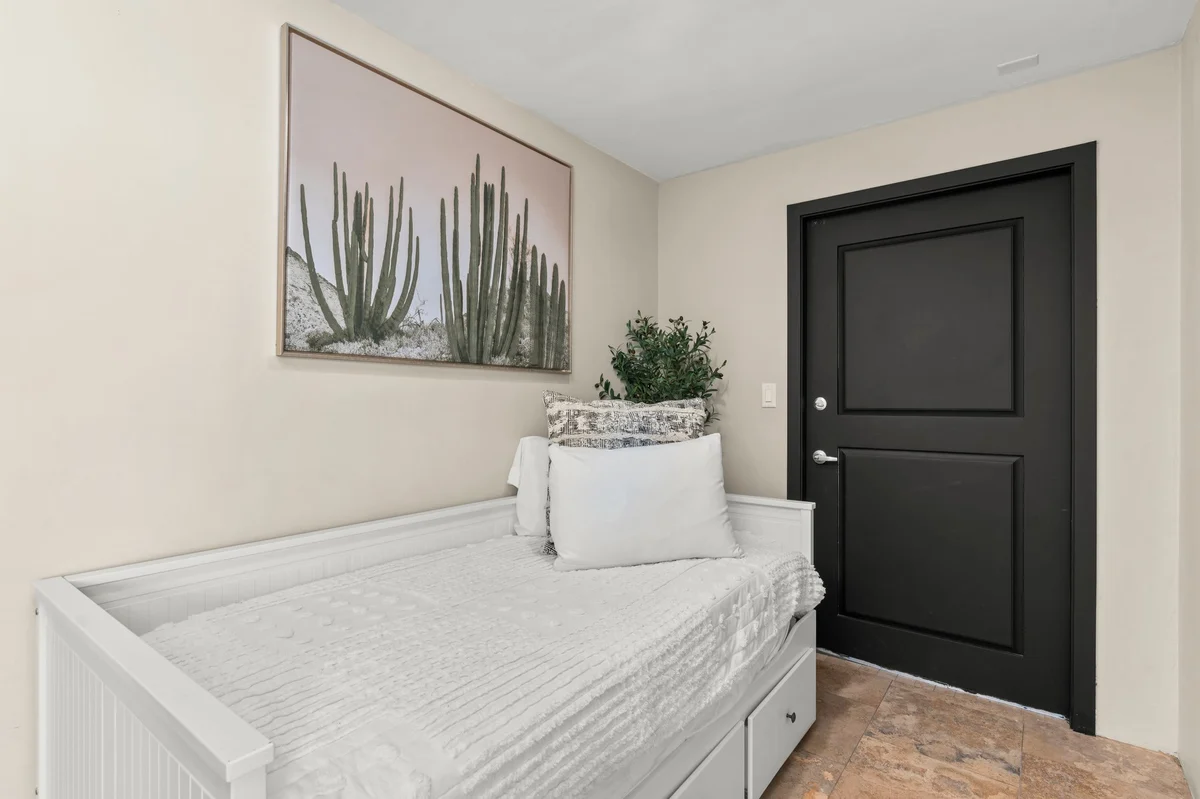 Wander Phoenix Oasis #33