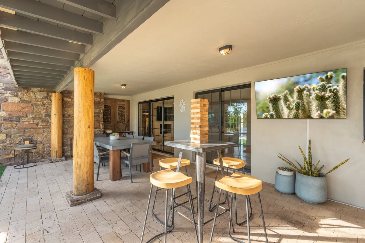 Wander Phoenix Oasis #23