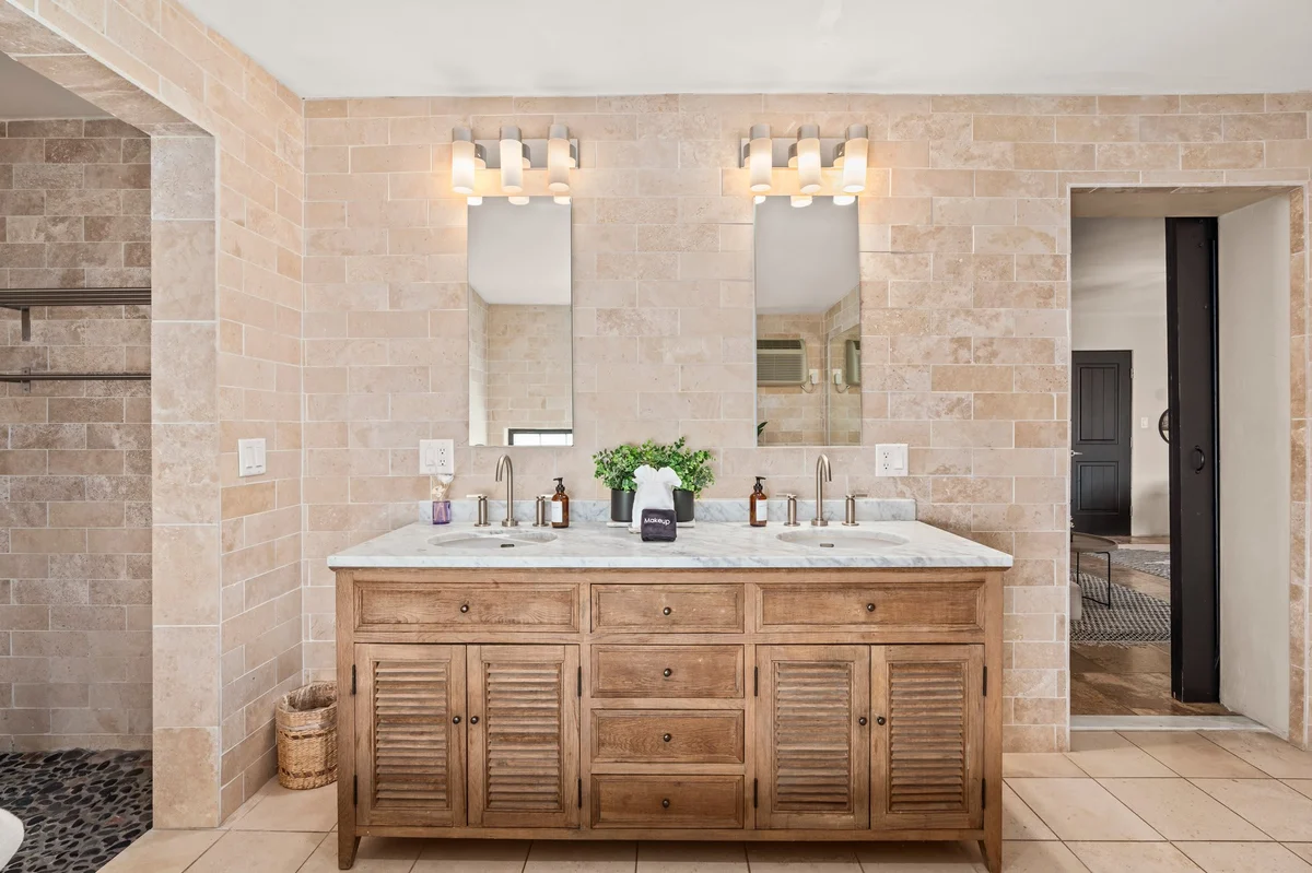 Wander Phoenix Oasis #52