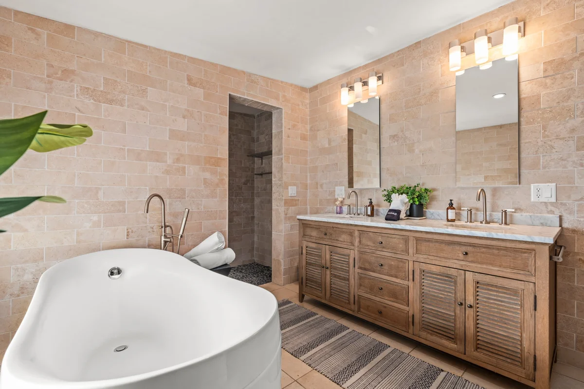 Wander Phoenix Oasis #49