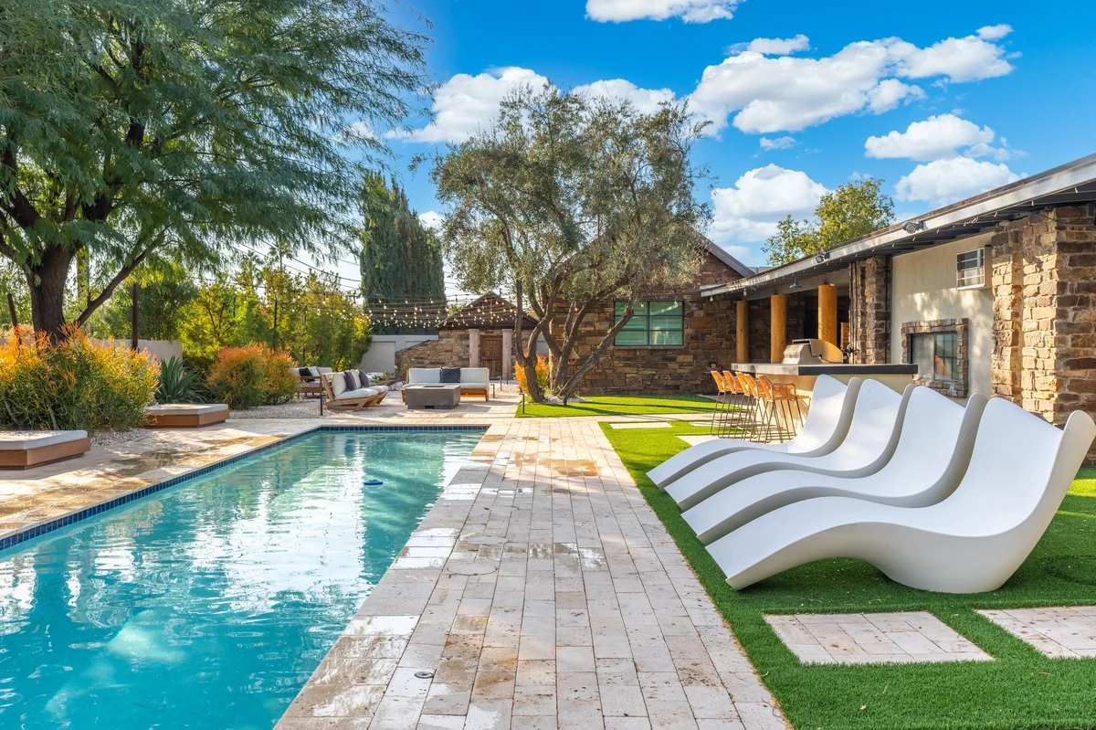 Wander Phoenix Oasis #46