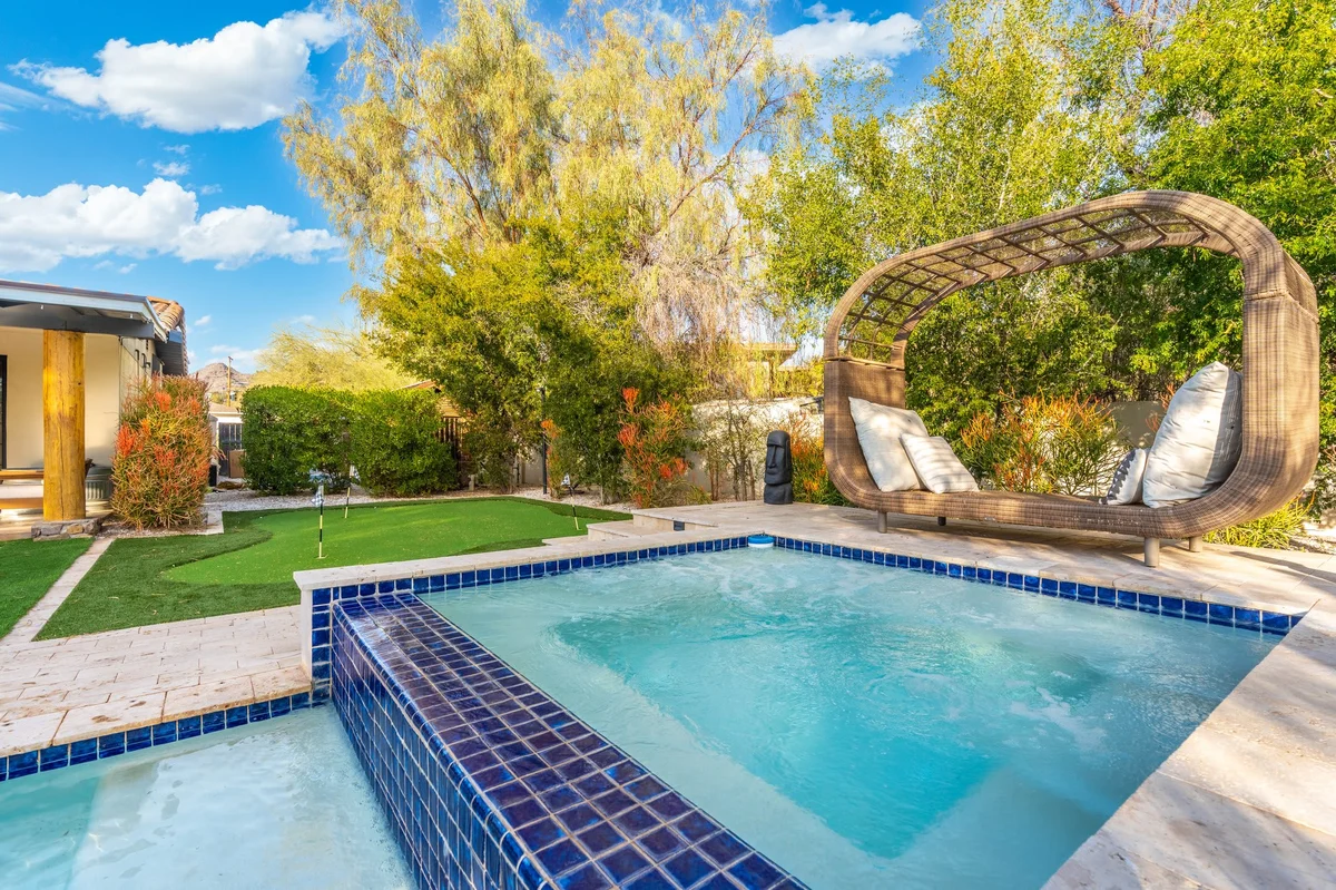 Wander Phoenix Oasis #45