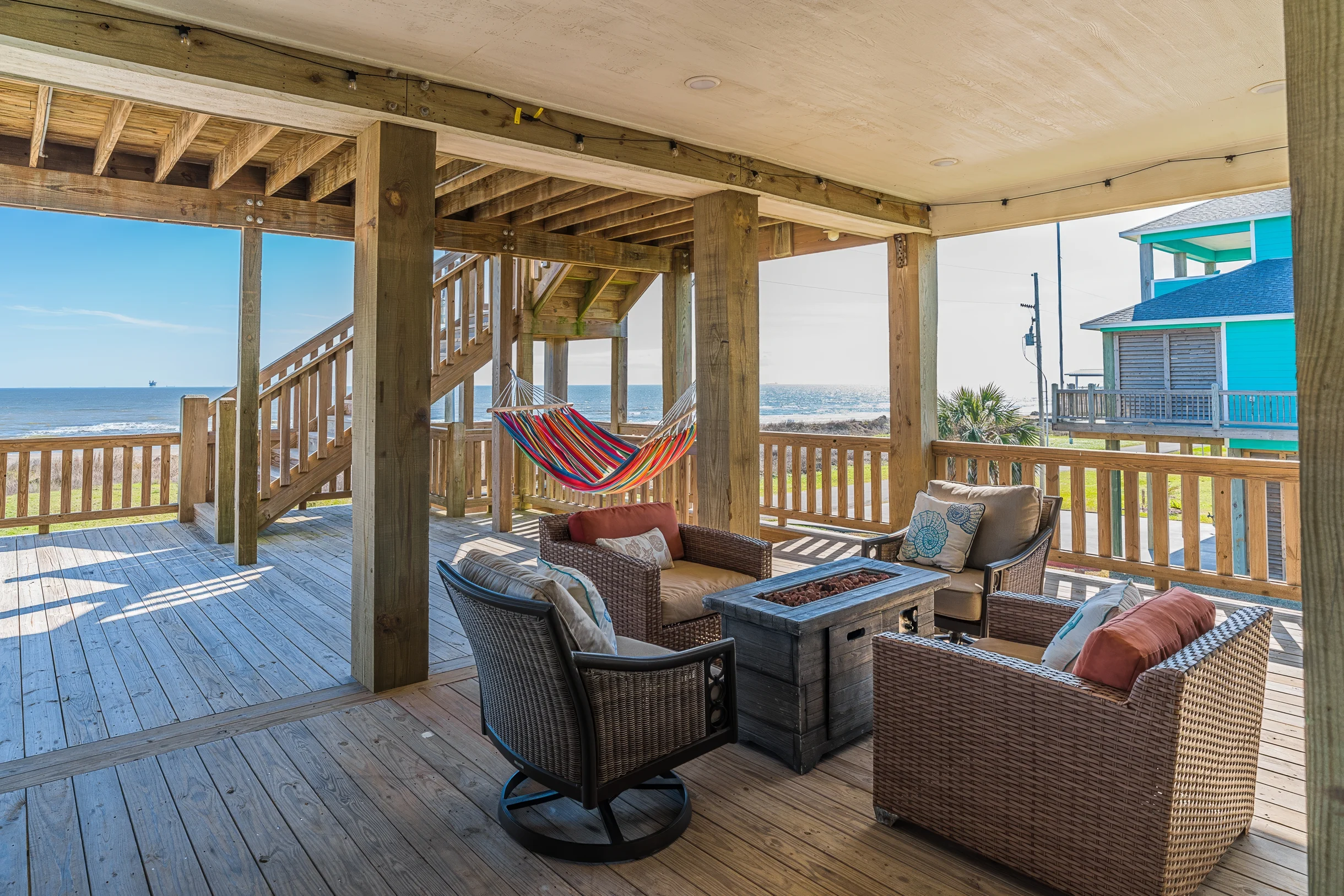 Wander Crystal Beach Key #33