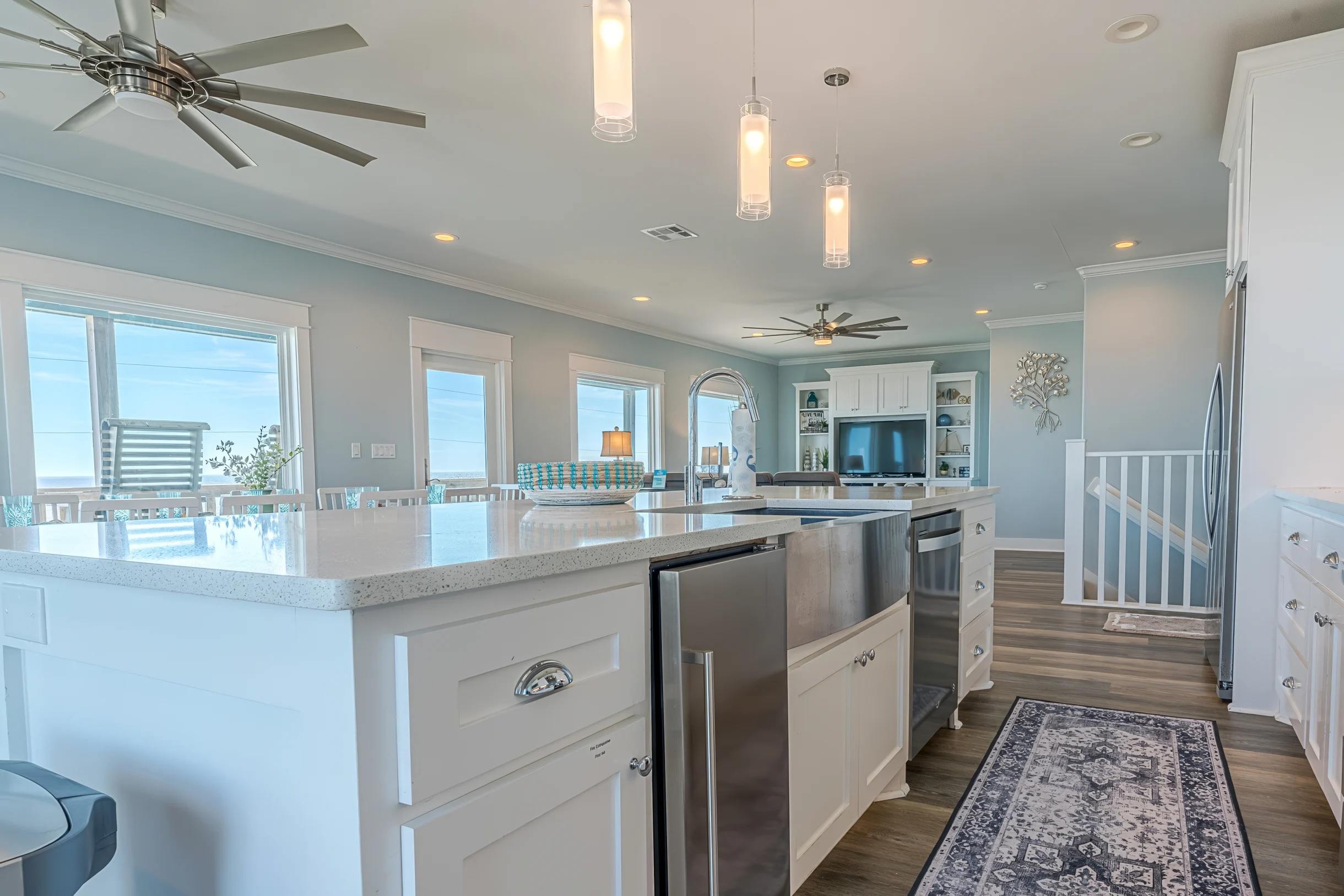 Wander Crystal Beach Key #23