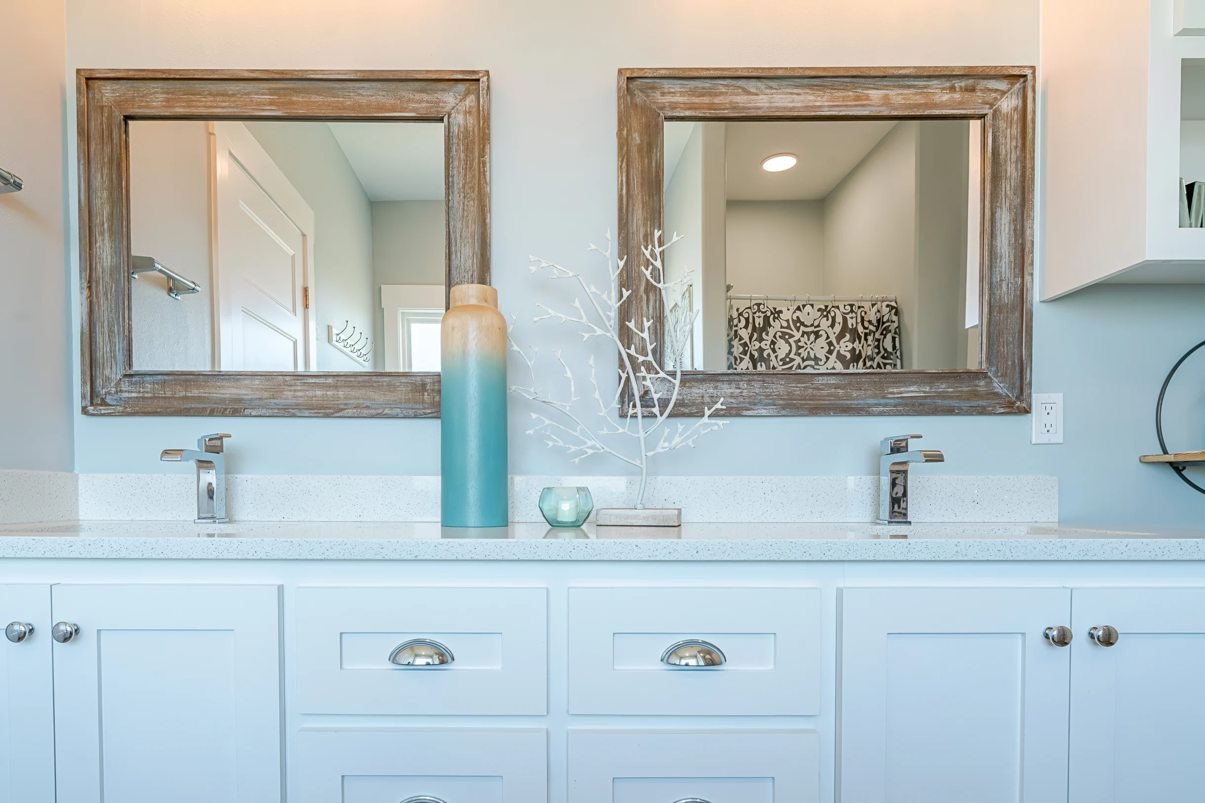 Wander Crystal Beach Key #55