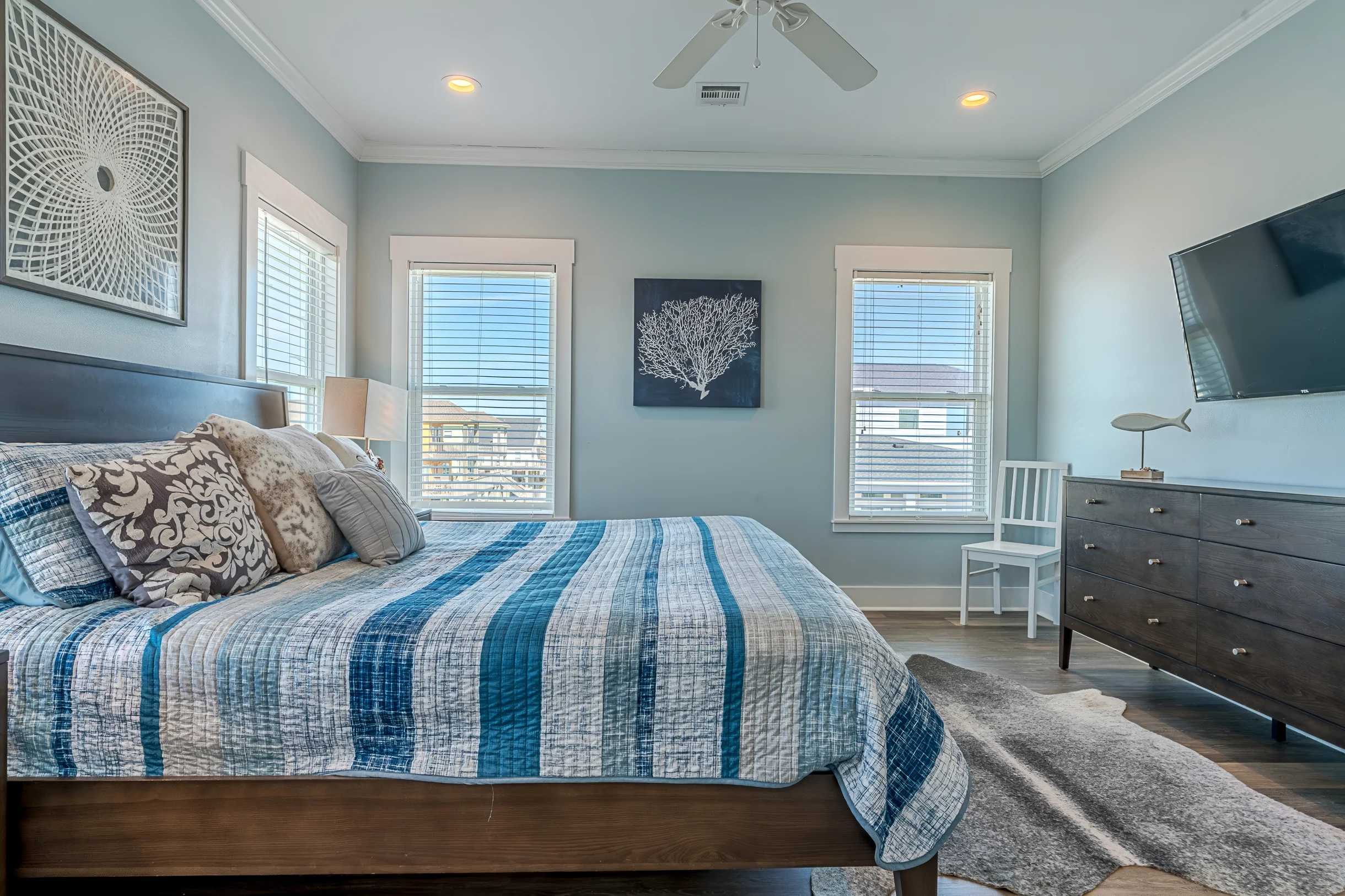 Wander Crystal Beach Key #24