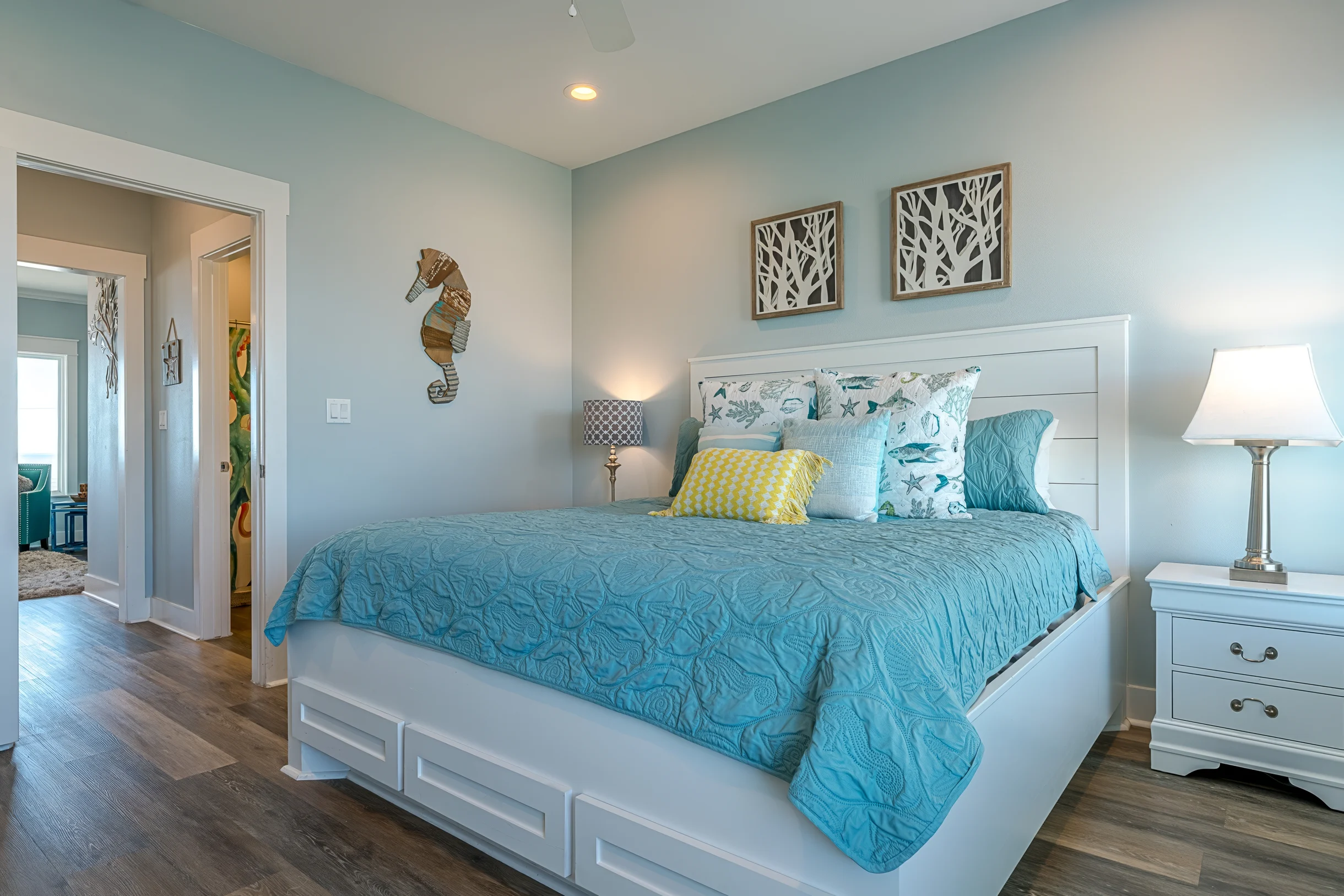 Wander Crystal Beach Key #26