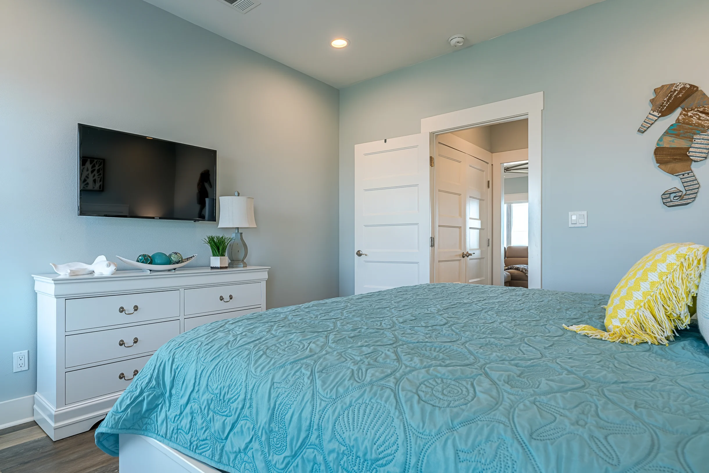 Wander Crystal Beach Key #39