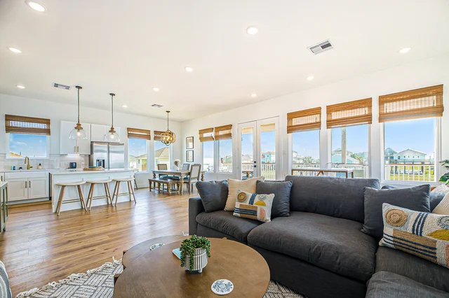 Wander Freeport Sol #3