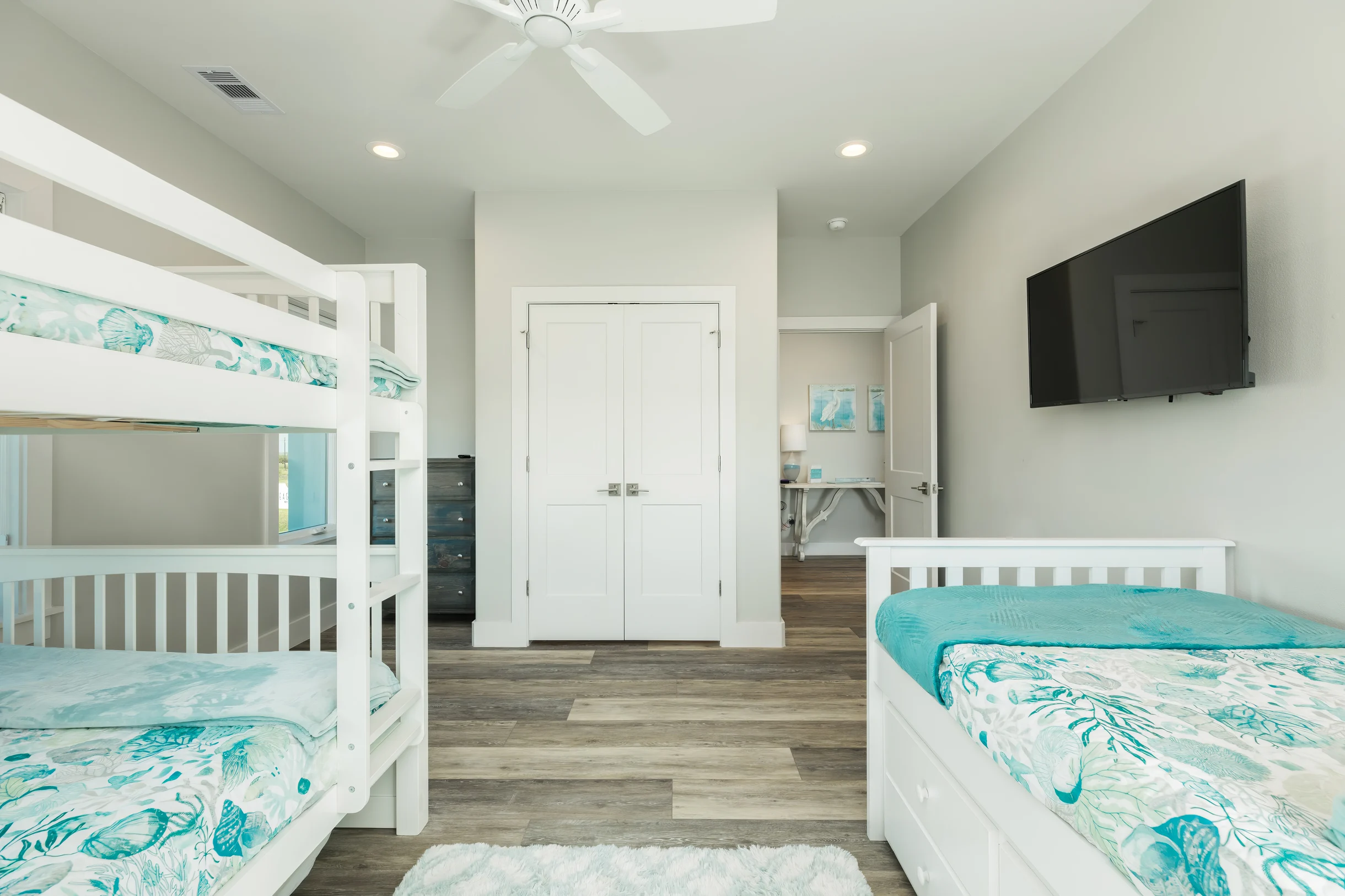 Wander Crystal Beach Coast #21