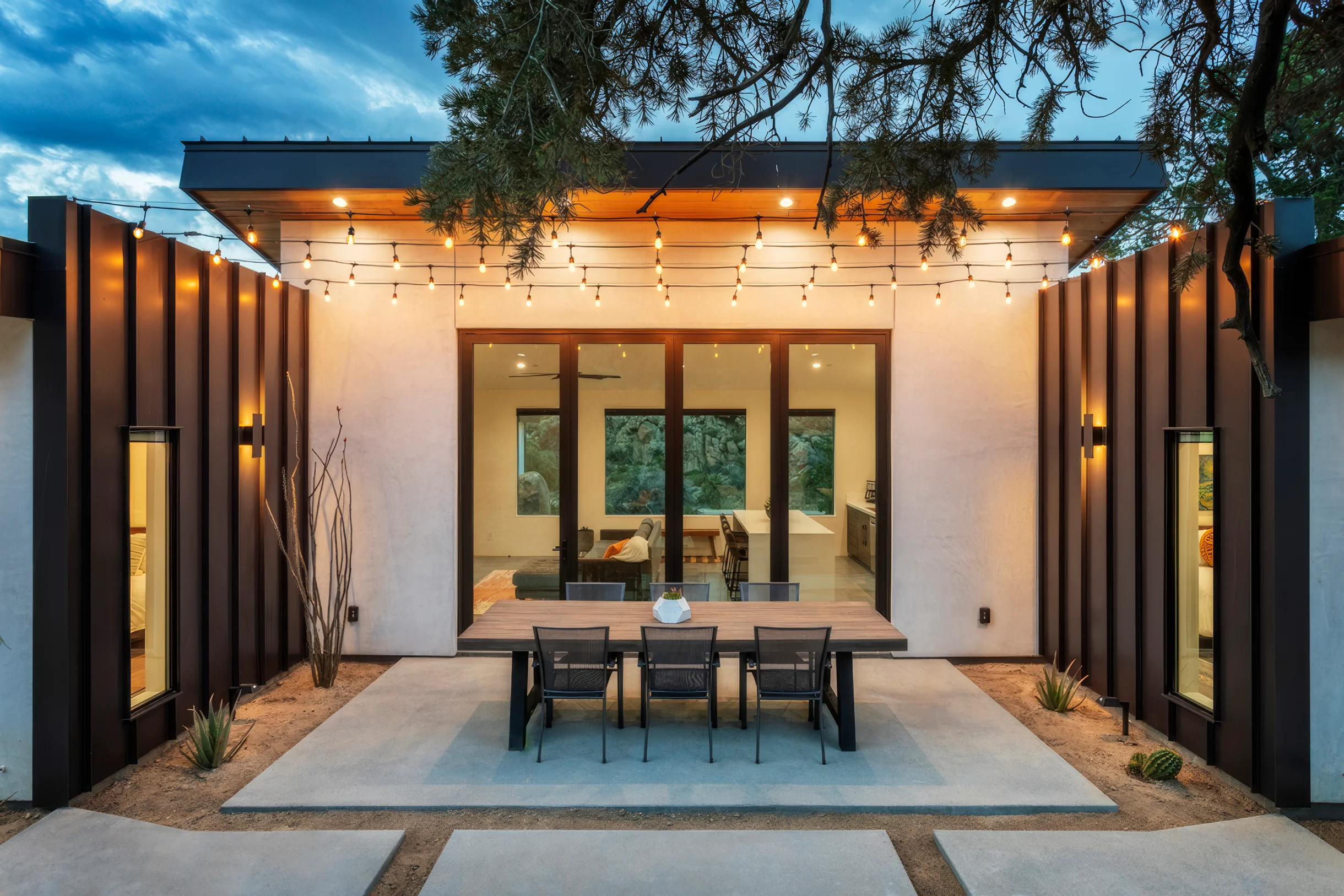 Wander Yucca Valley Boulders #12