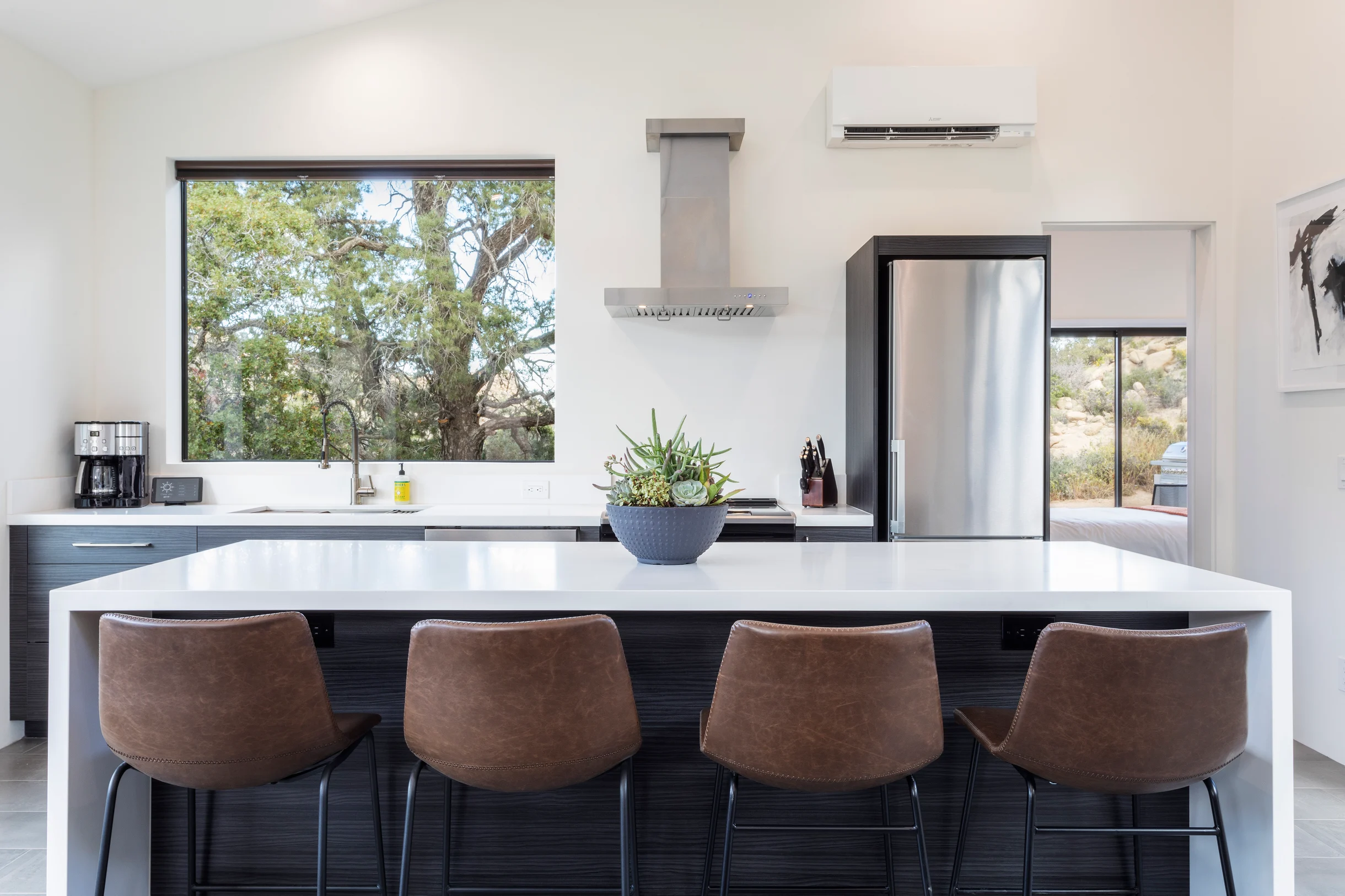 Wander Yucca Valley Boulders #15