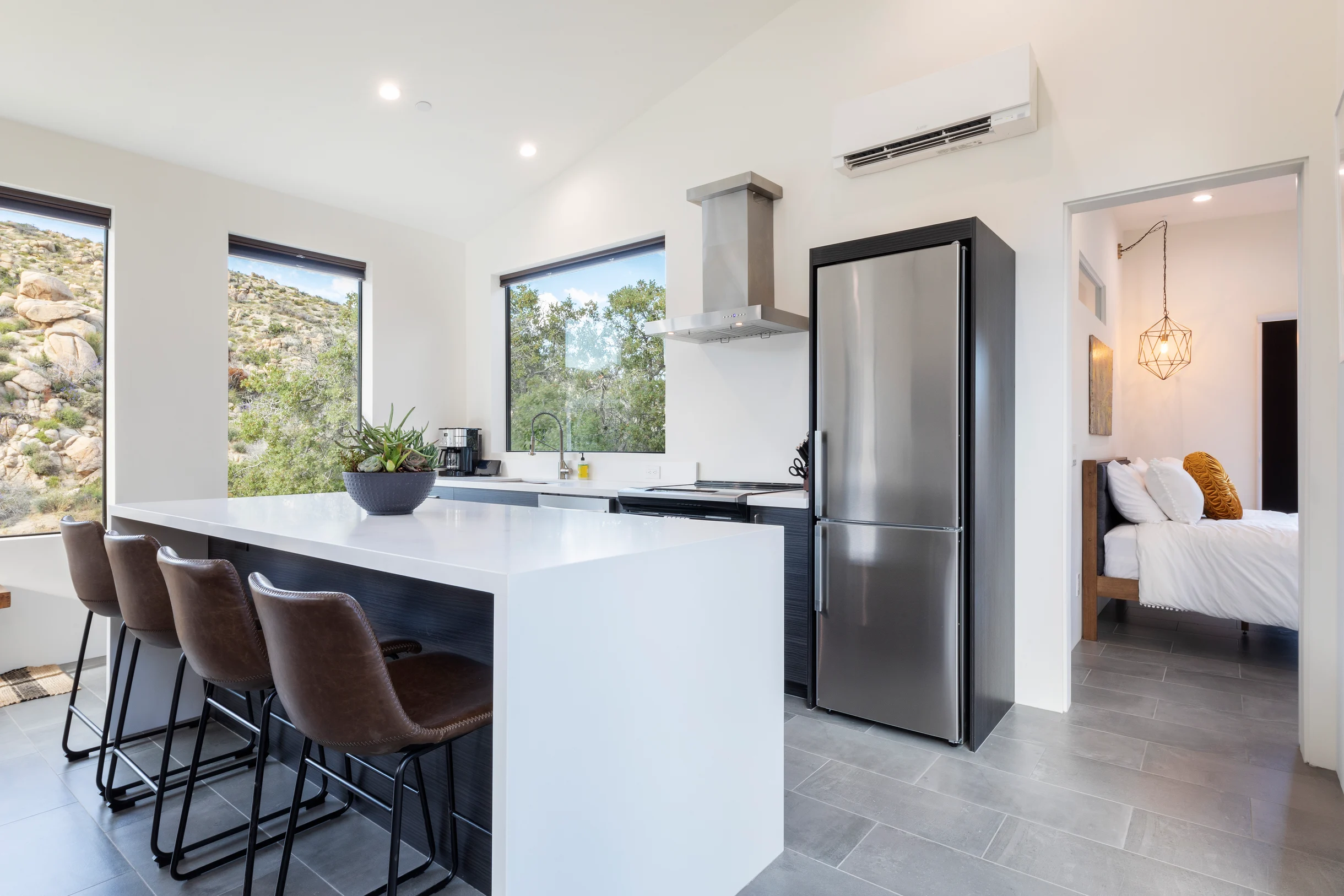 Wander Yucca Valley Boulders #38