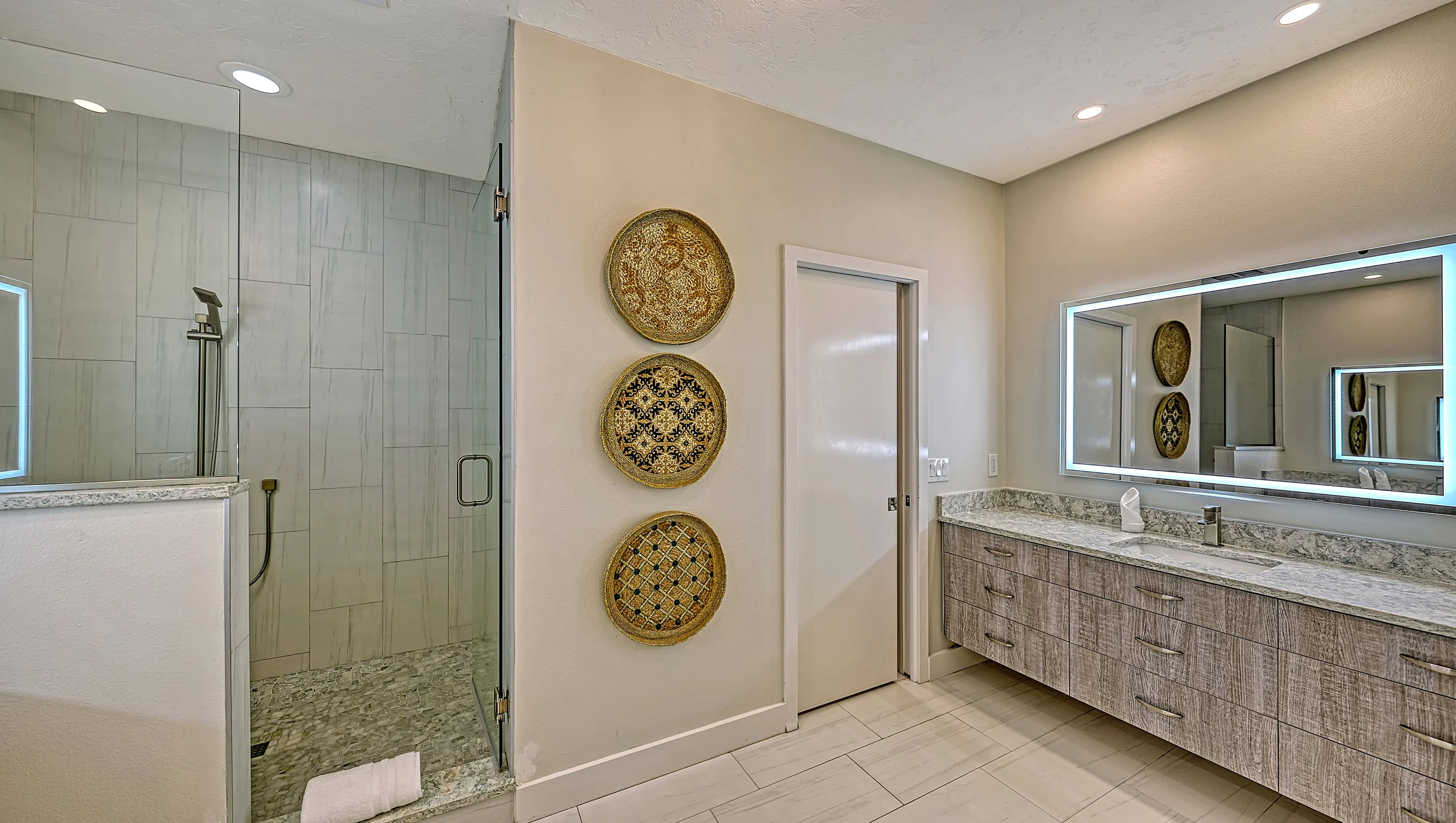 Wander Sarasota Keyview #80