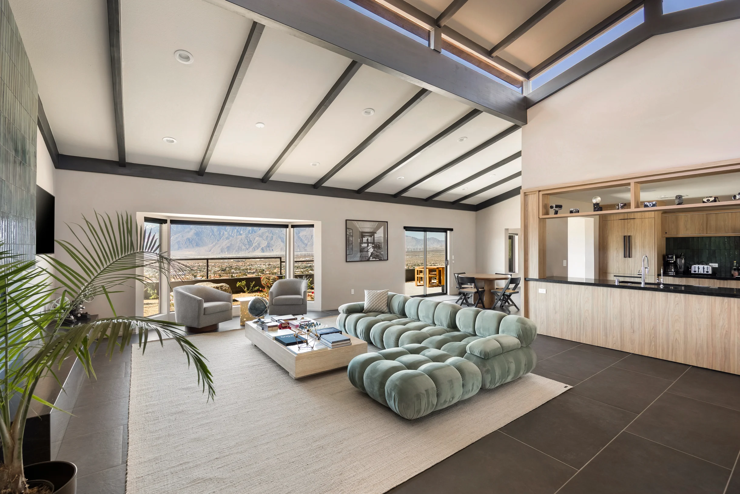 Wander Desert Springs Oasis