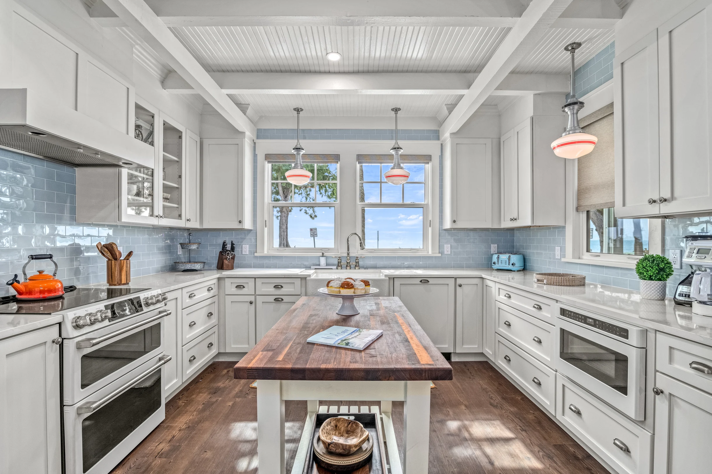 Wander Anna Maria Salty #10