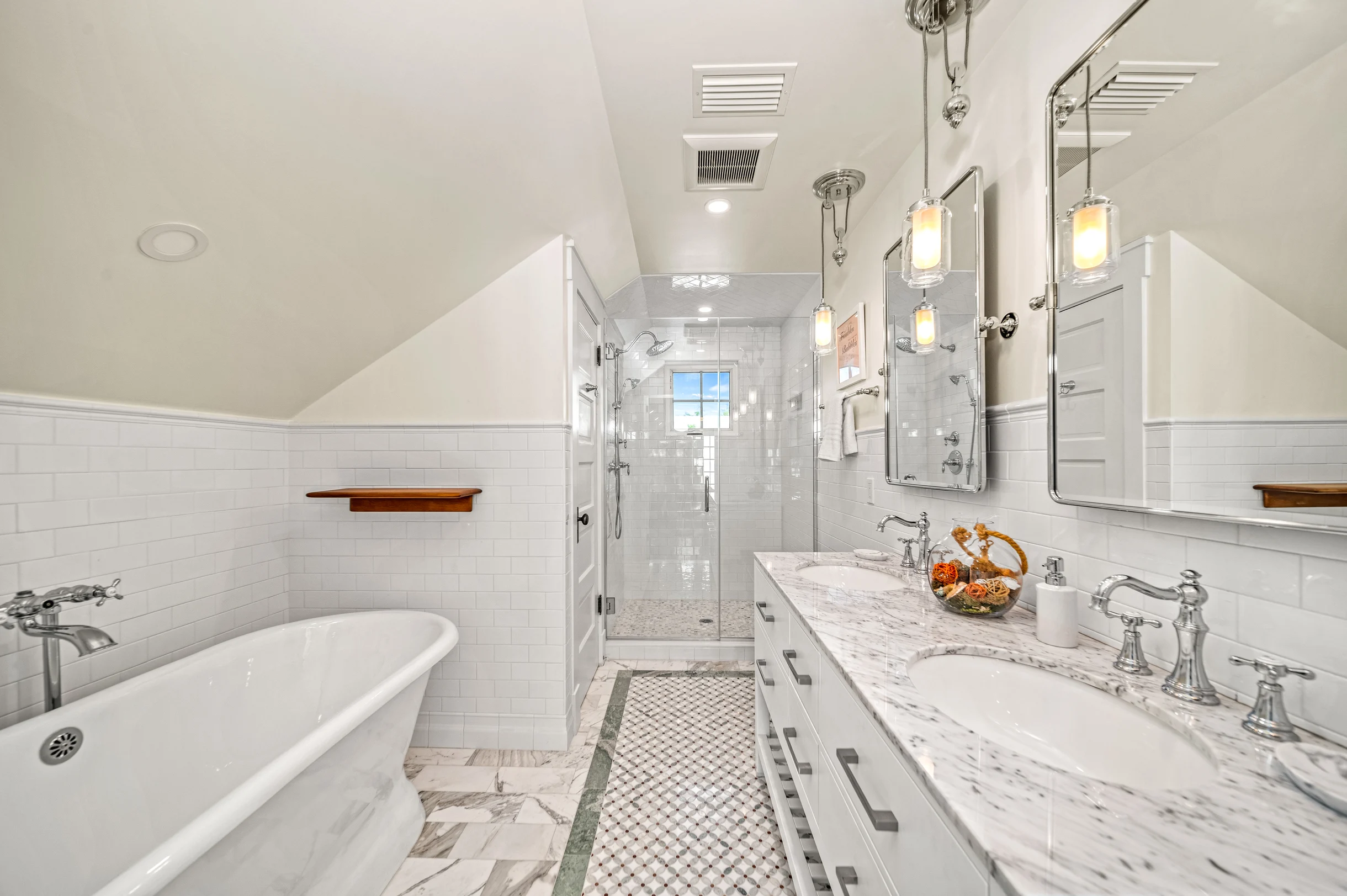 Wander Anna Maria Salty #17