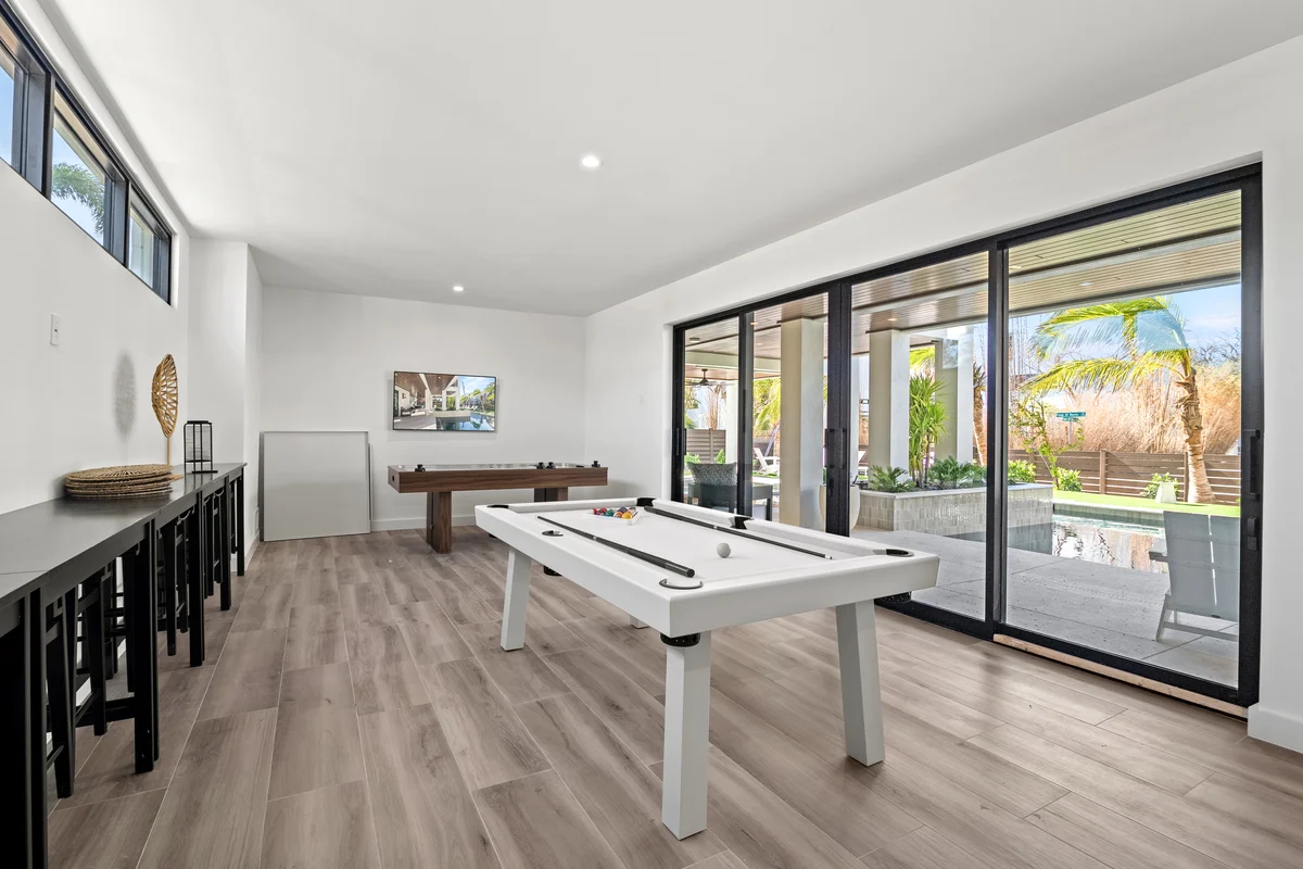 Wander Sarasota Luxury