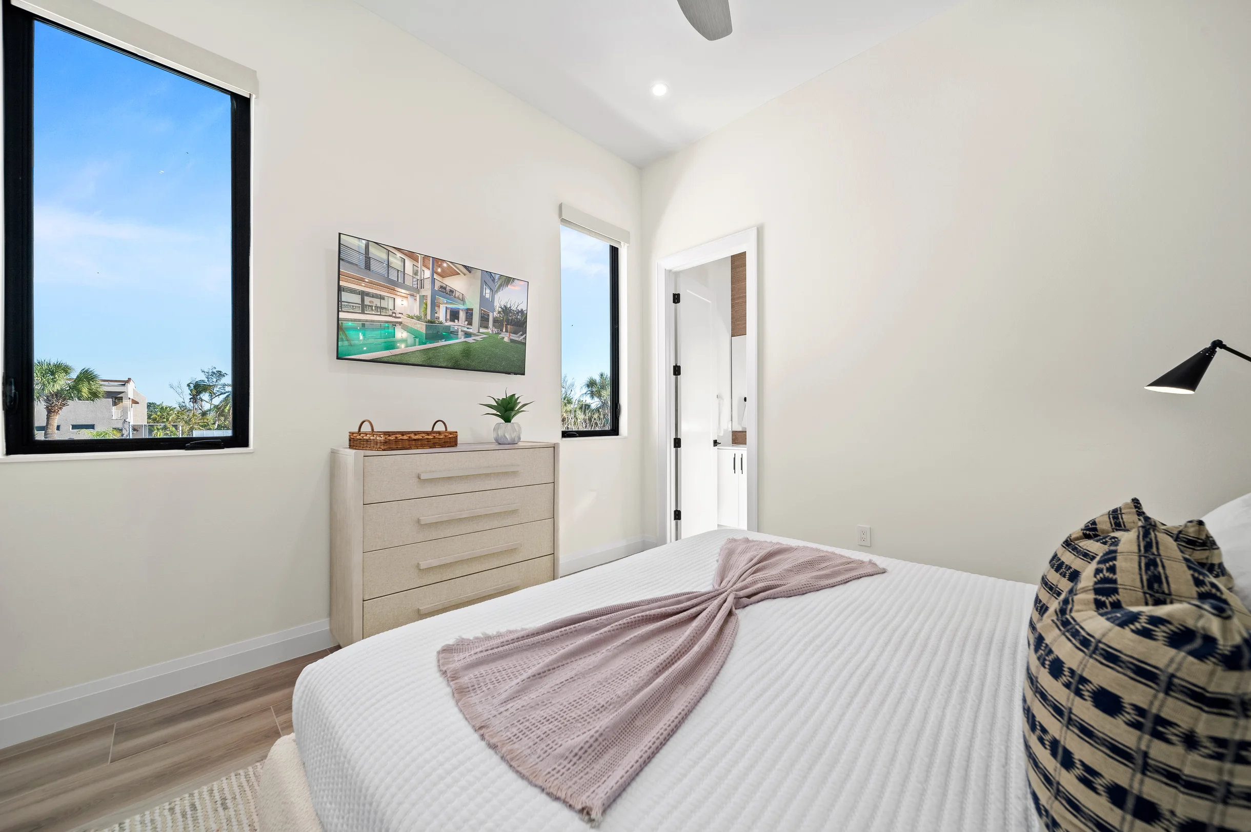 Wander Sarasota Luxury #69