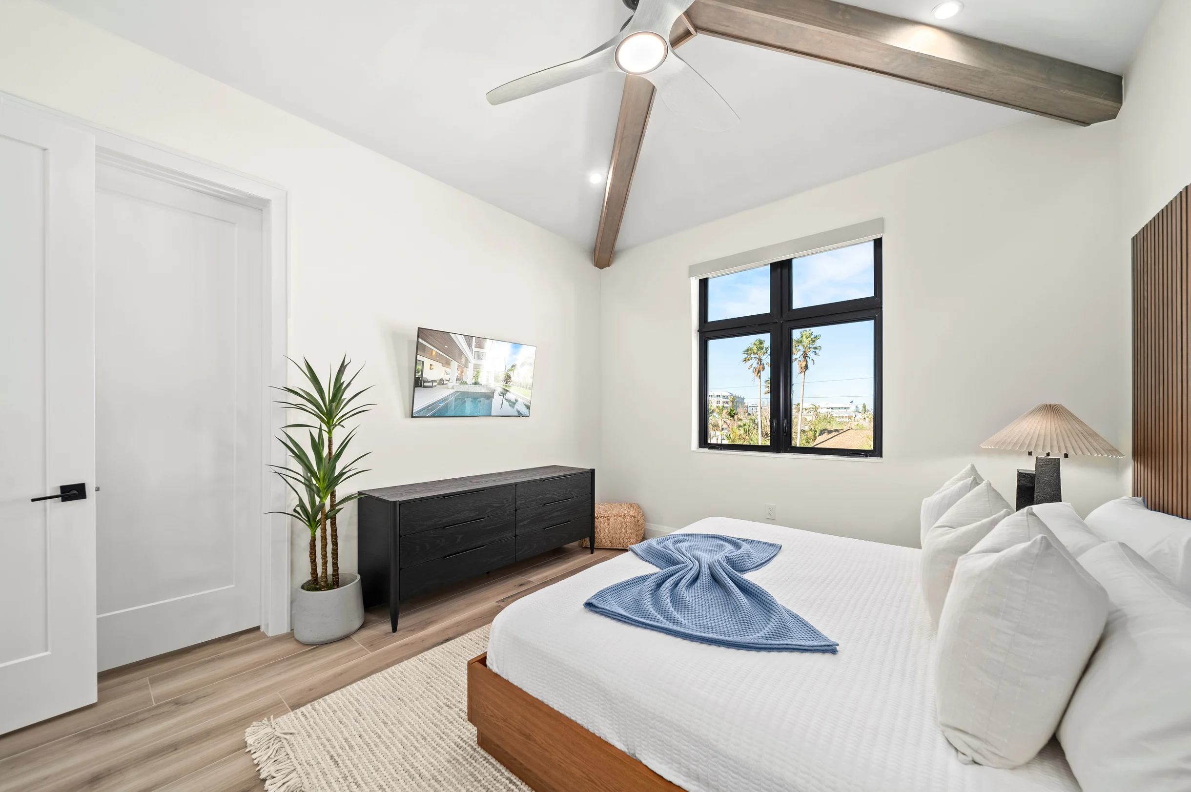 Wander Sarasota Luxury #60