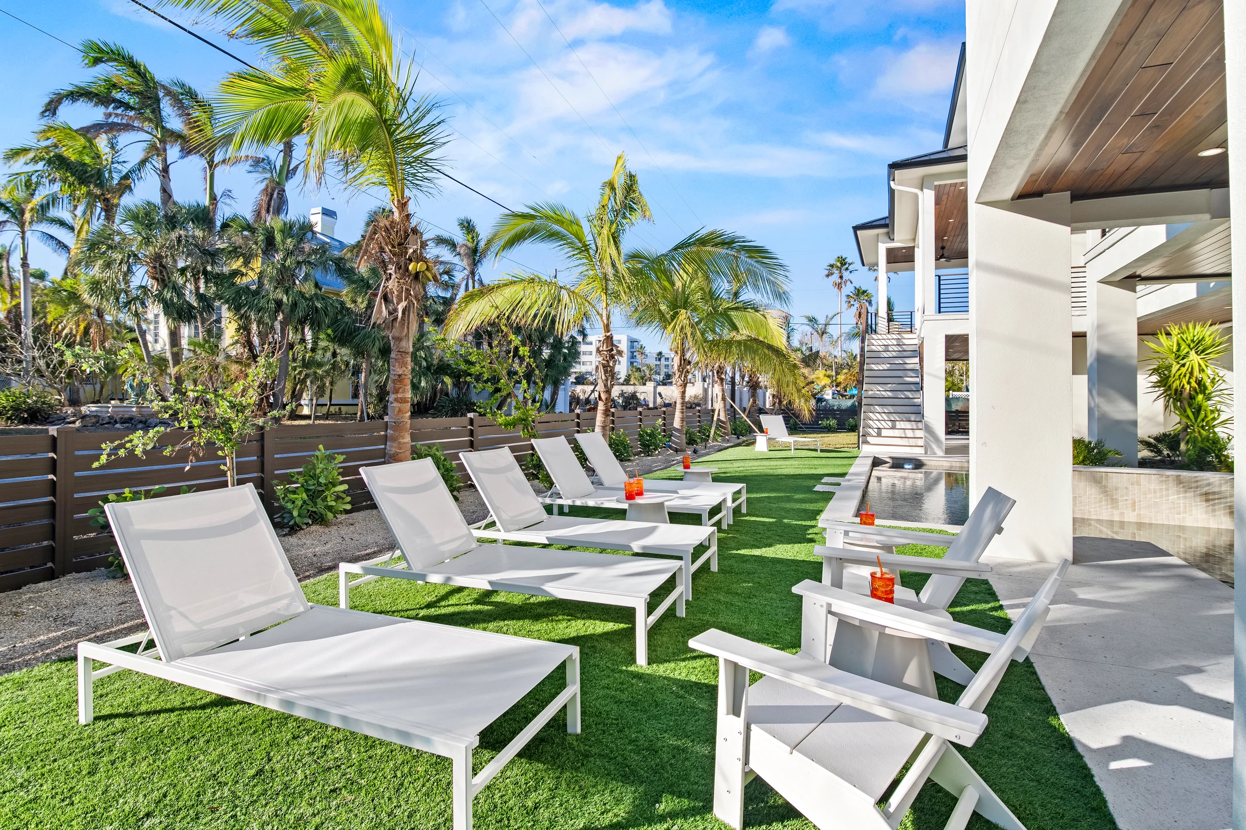 Wander Sarasota Luxury #102