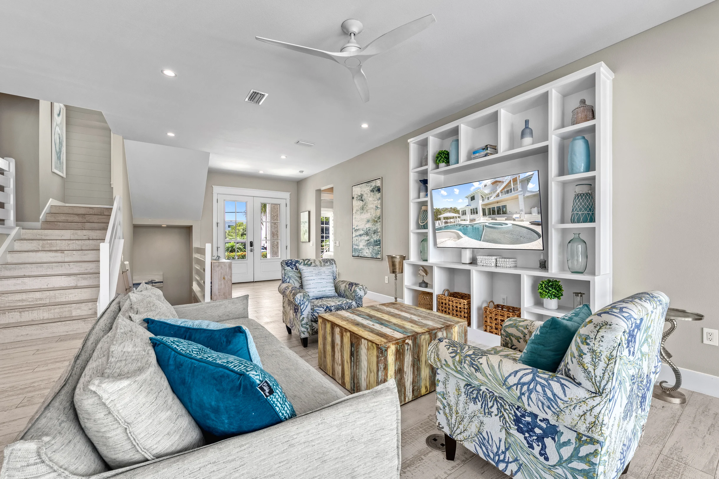 Wander Sarasota Waves #95