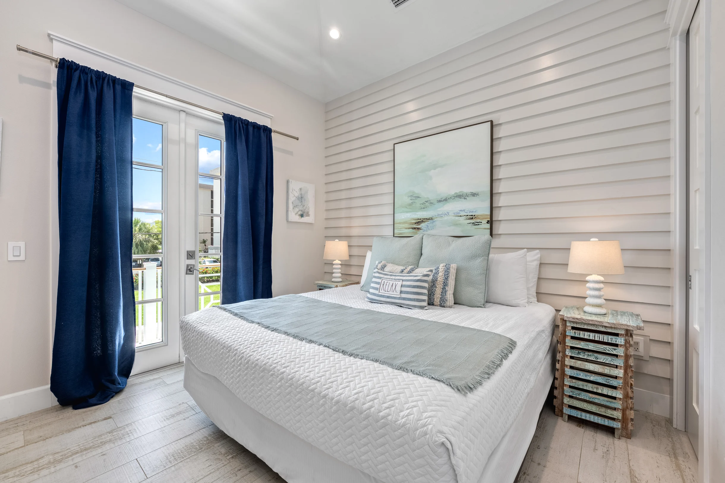 Wander Sarasota Waves #11