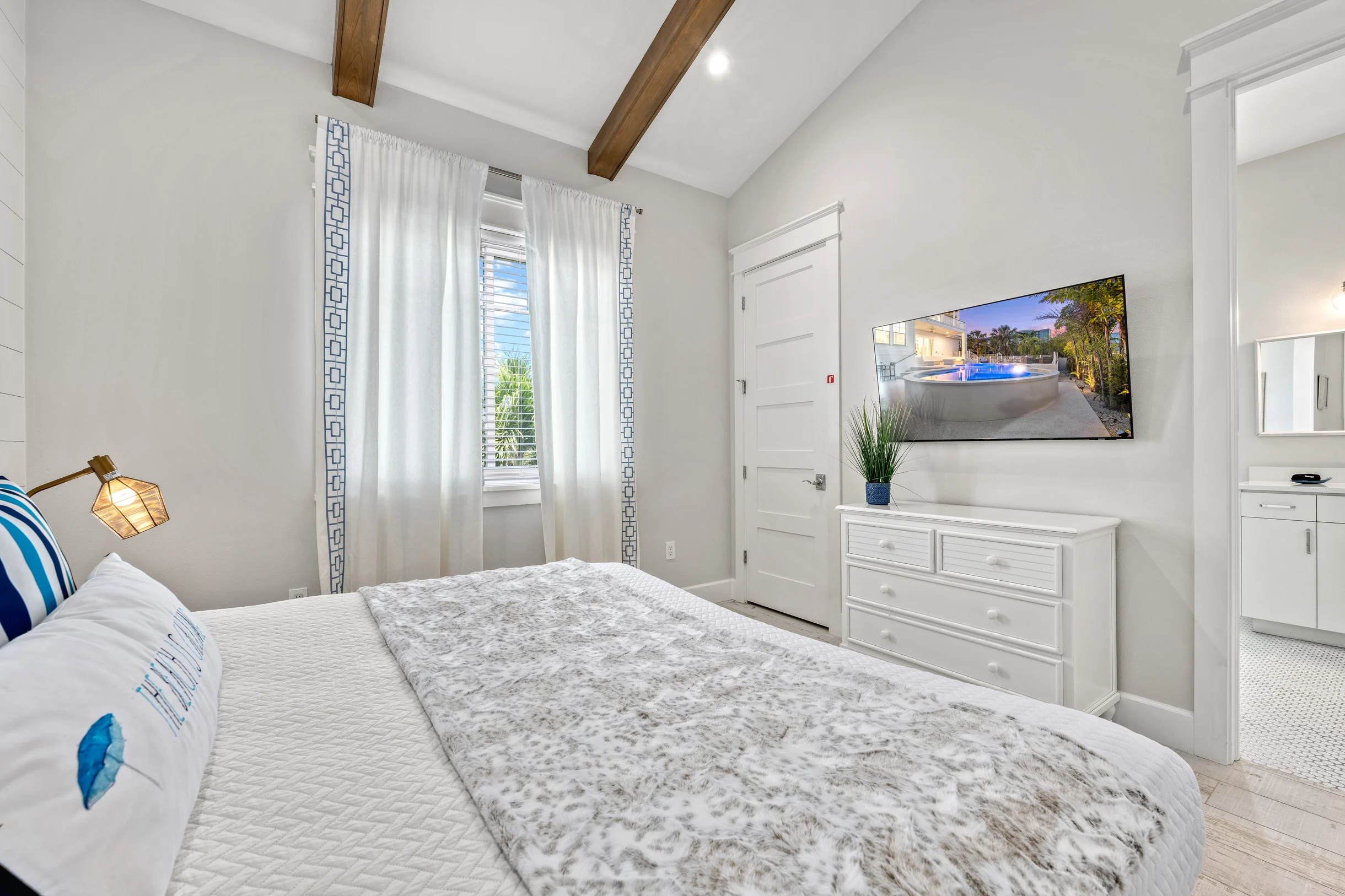 Wander Sarasota Waves #88