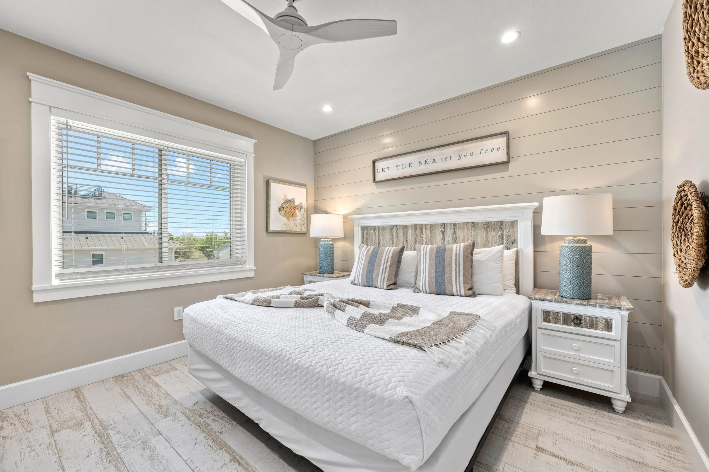 Wander Sarasota Waves #72