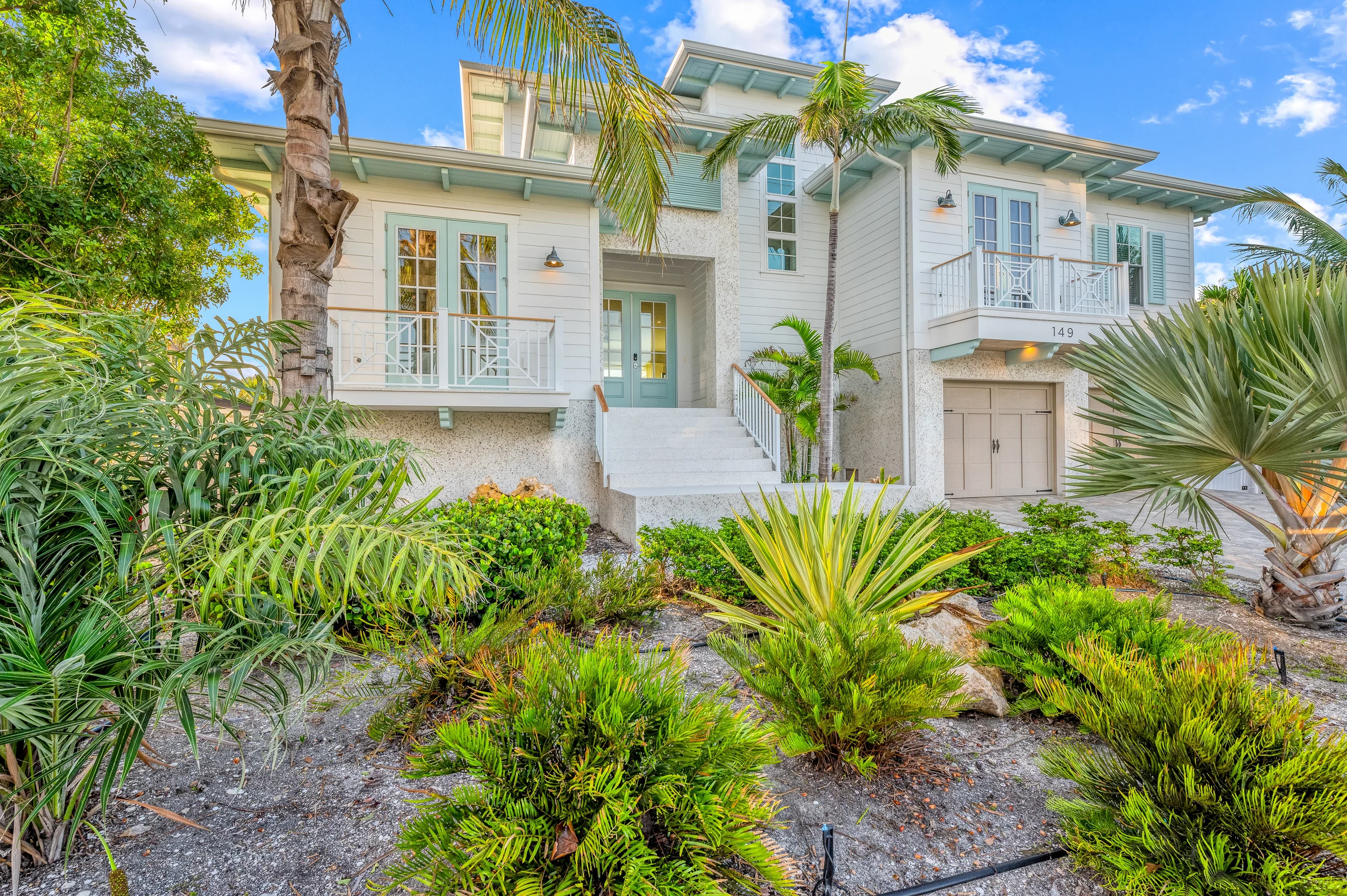 Wander Sarasota Waves #102