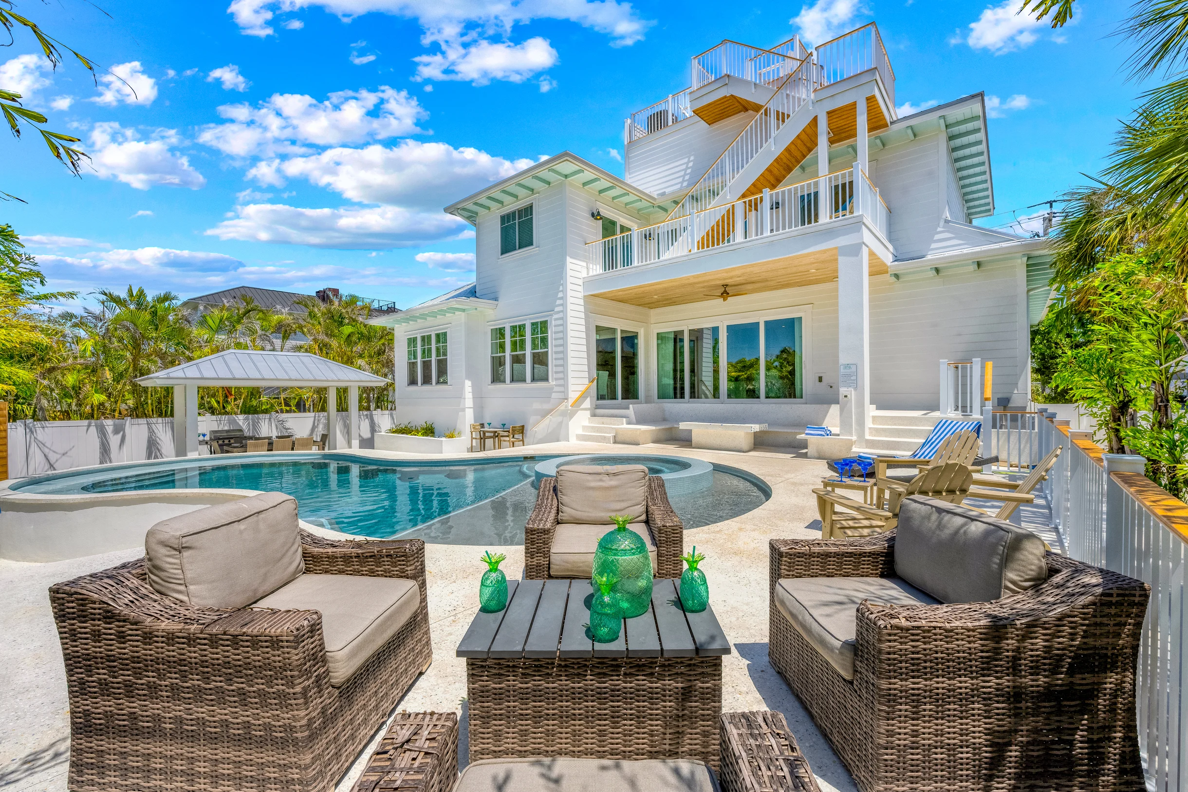 Wander Sarasota Waves #107