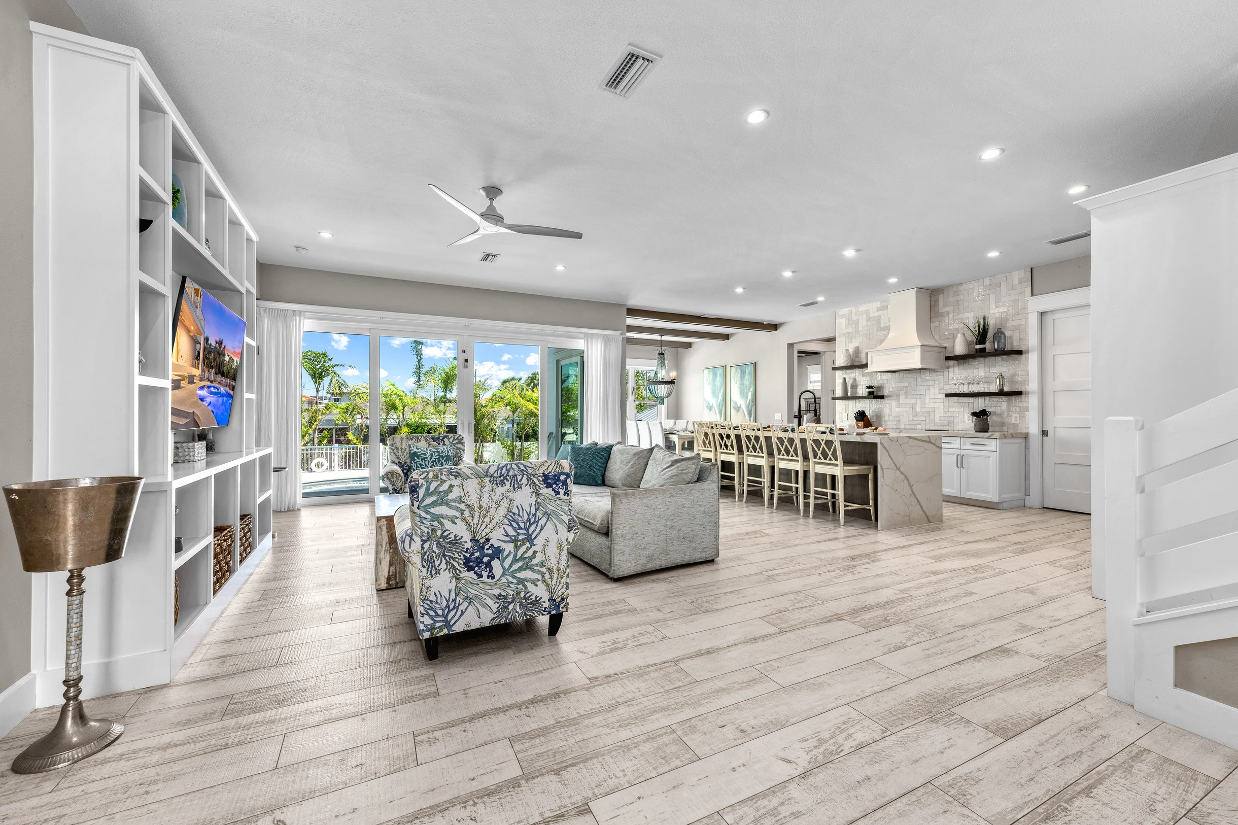 Wander Sarasota Waves #106