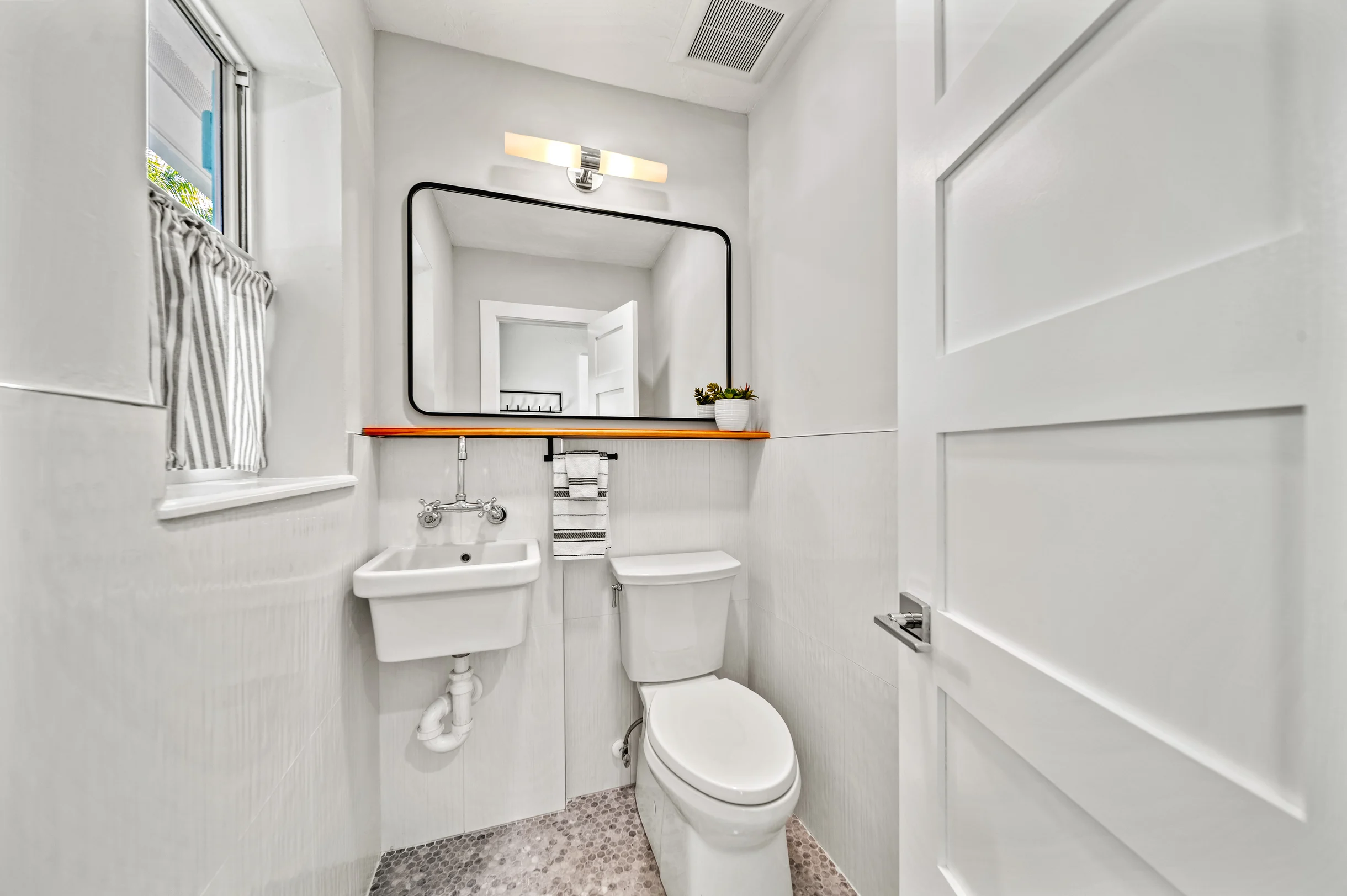 Wander Sarasota Sky #12