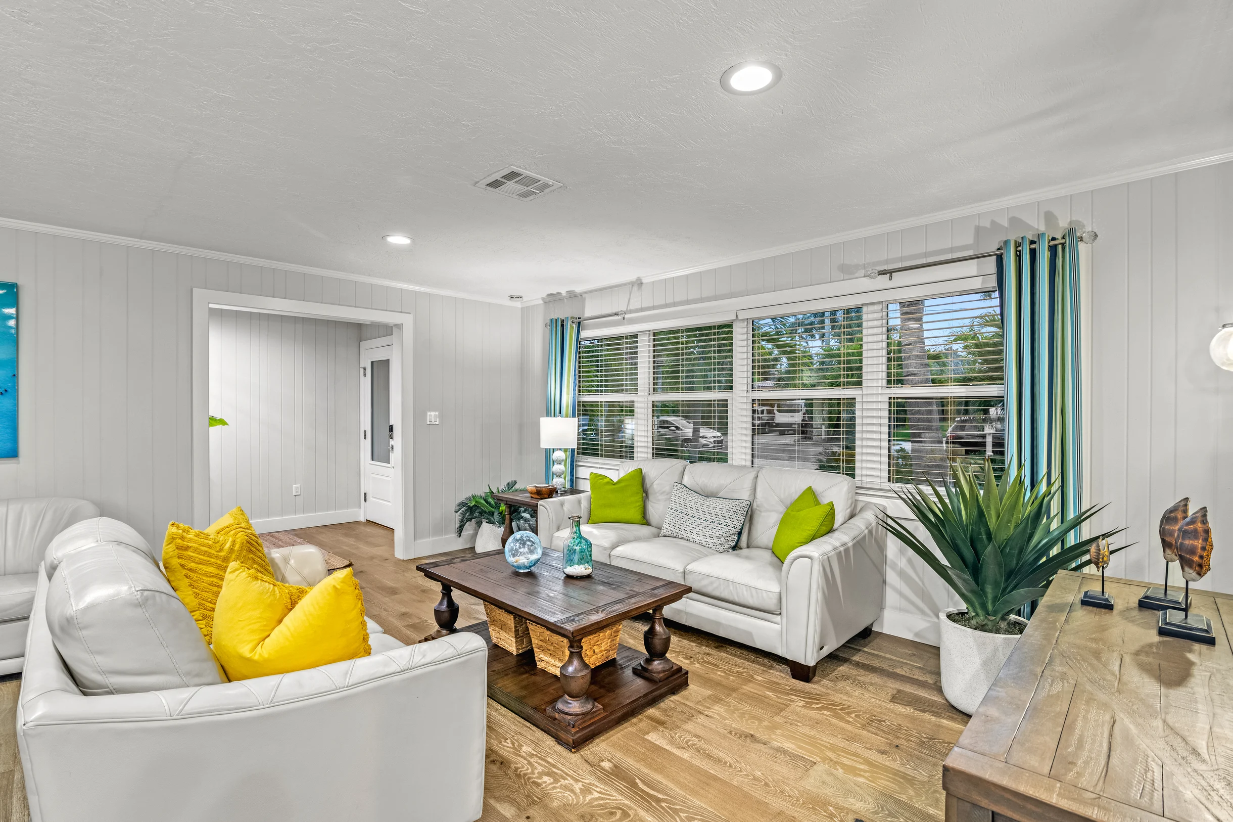 Wander Sarasota Sky #28