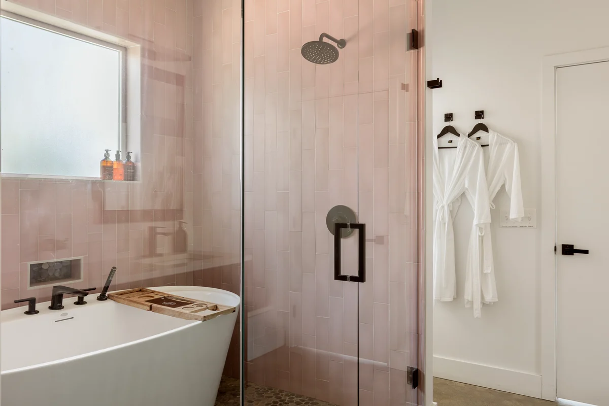 Wander Alexander Mountain