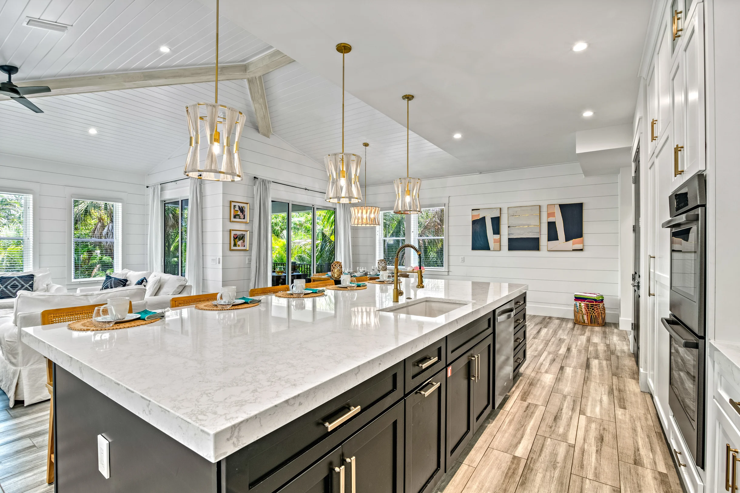 Wander Anna Maria Palms #47