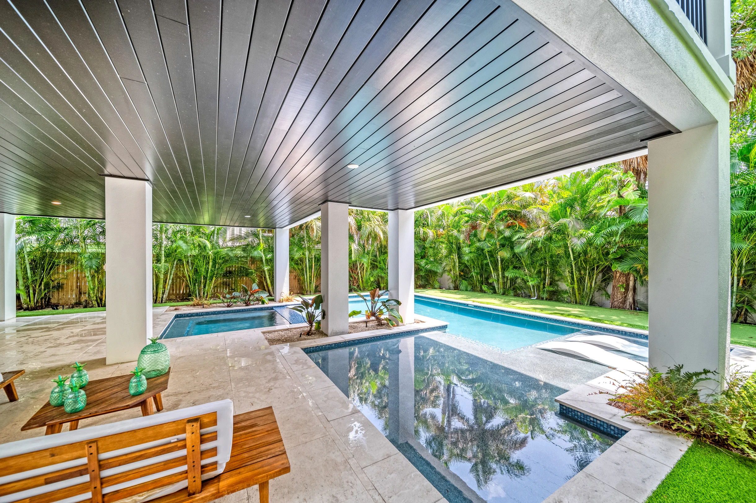 Wander Anna Maria Palms #51