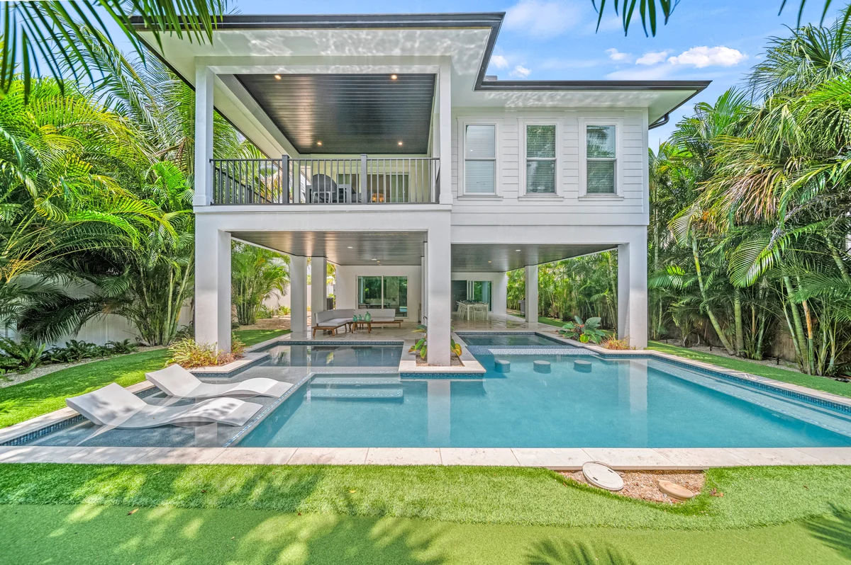 Wander Anna Maria Palms